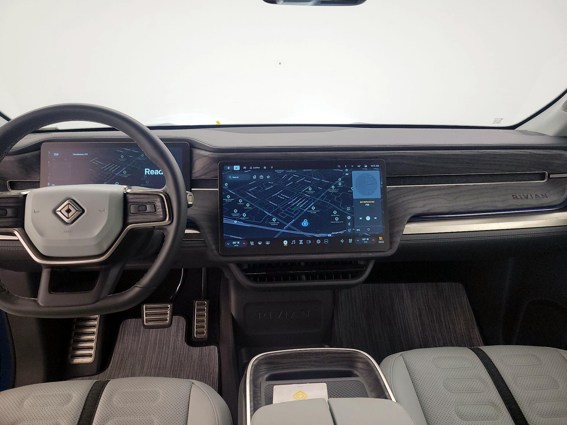 Thumbnail: 2023 Rivian R1T - 9