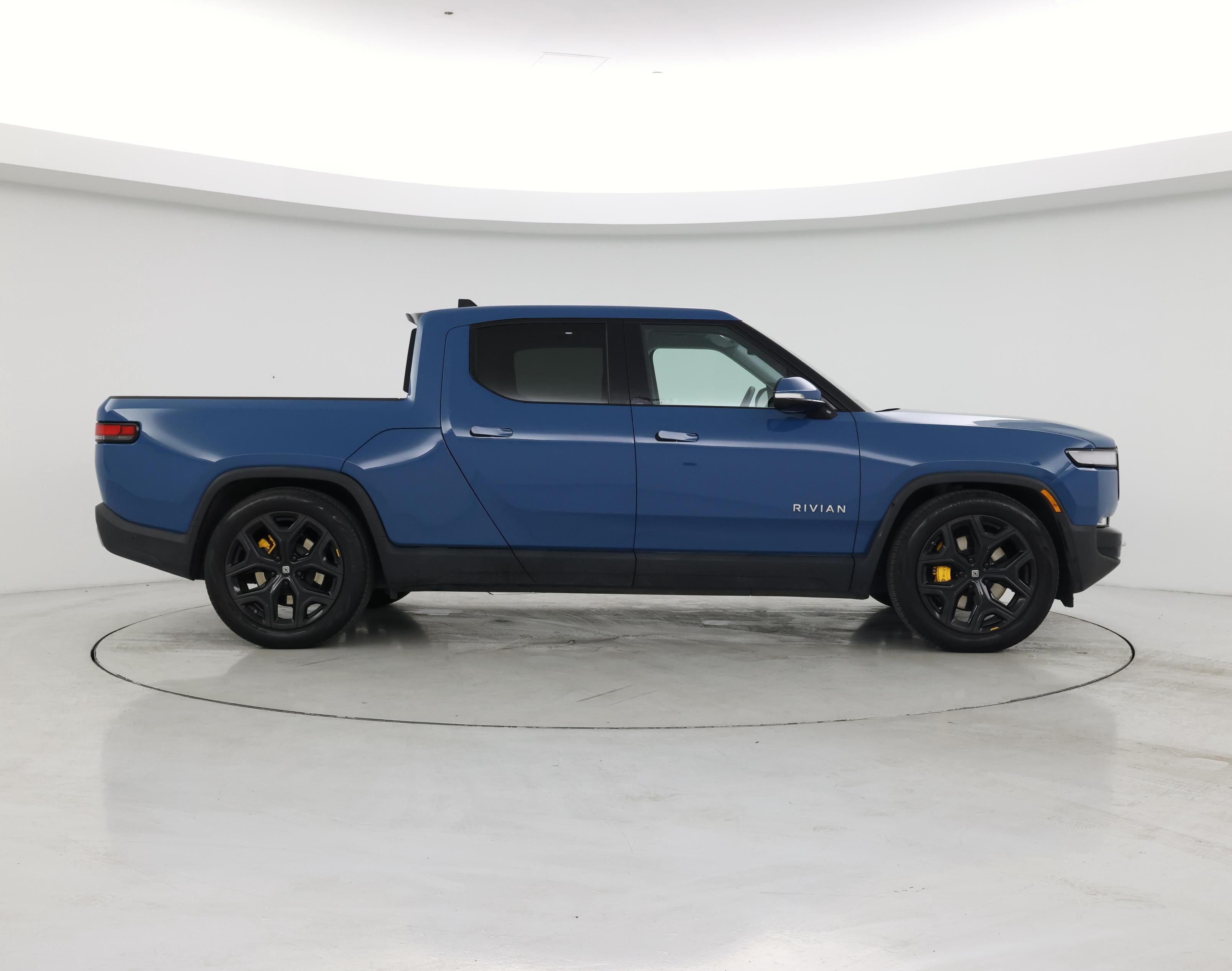 Thumbnail: 2023 Rivian R1T - 7