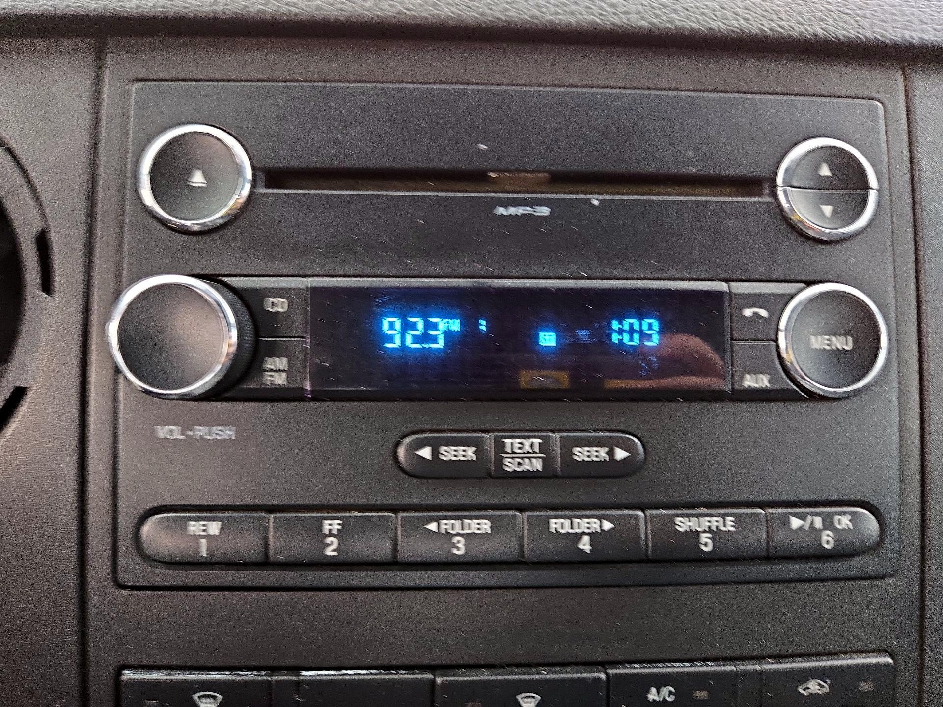 Thumbnail: 2016 Ford F-250 - 14