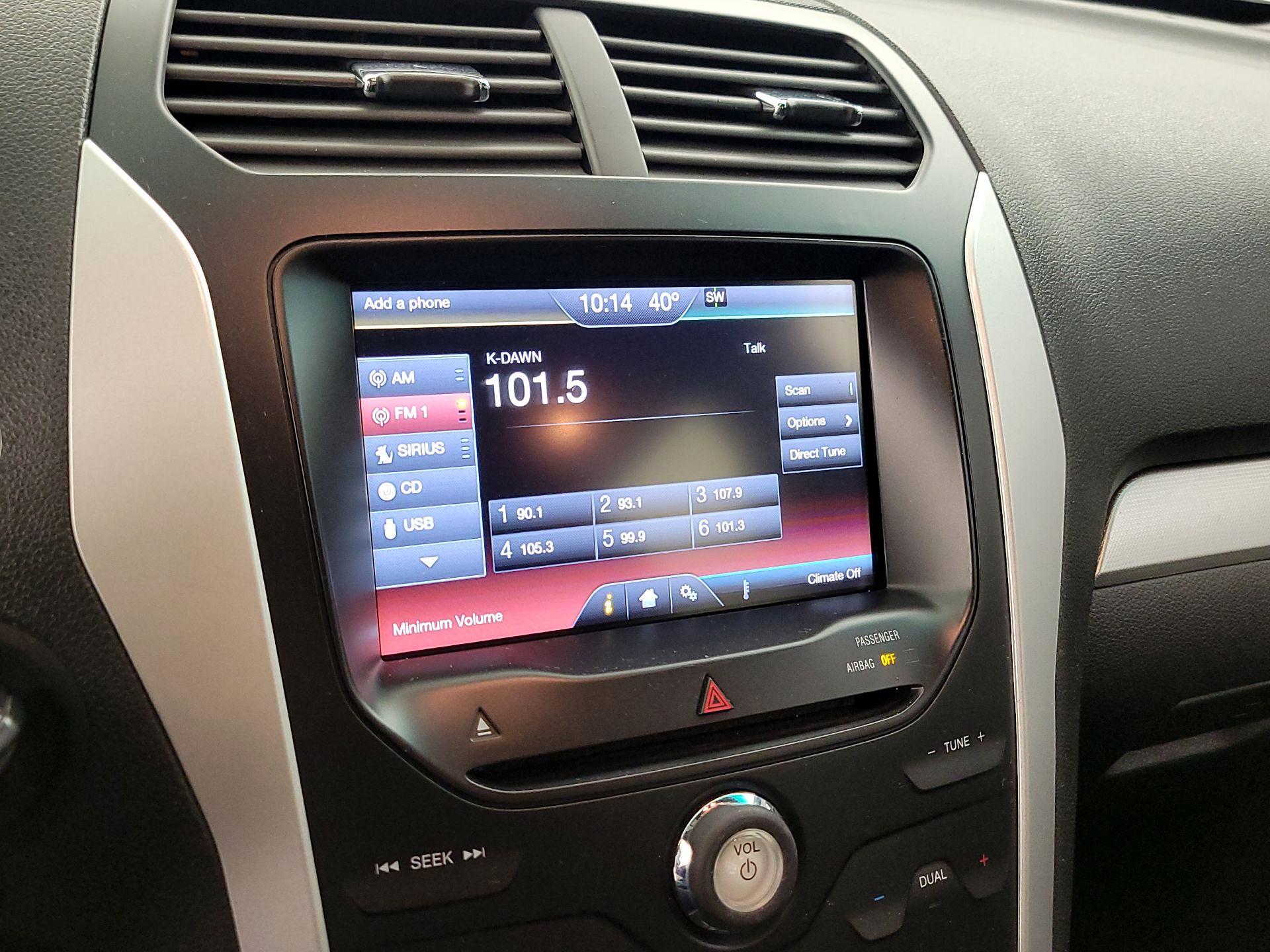 Thumbnail: 2015 Ford Explorer - 14