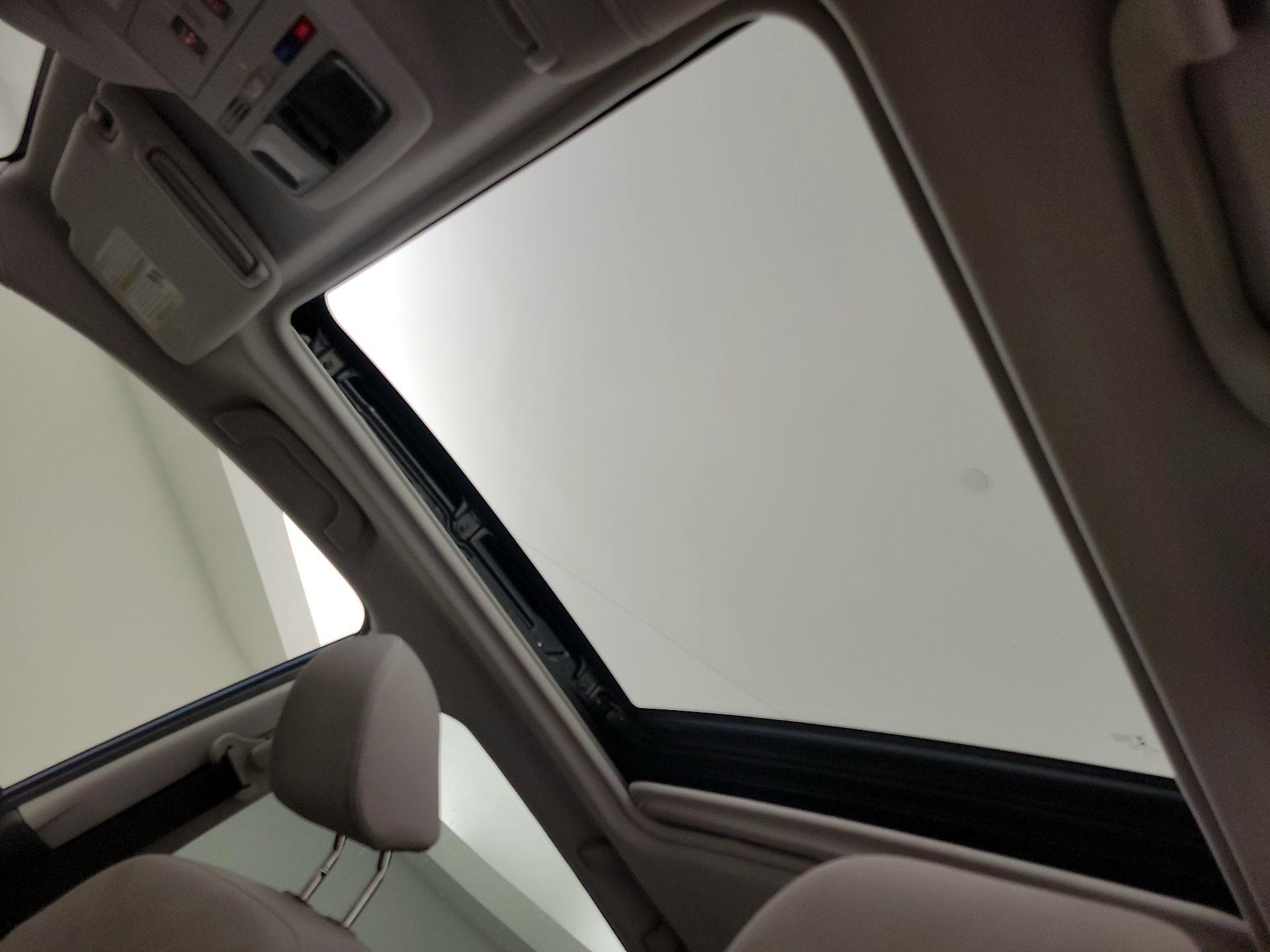 Thumbnail: 2018 Subaru Forester - 19