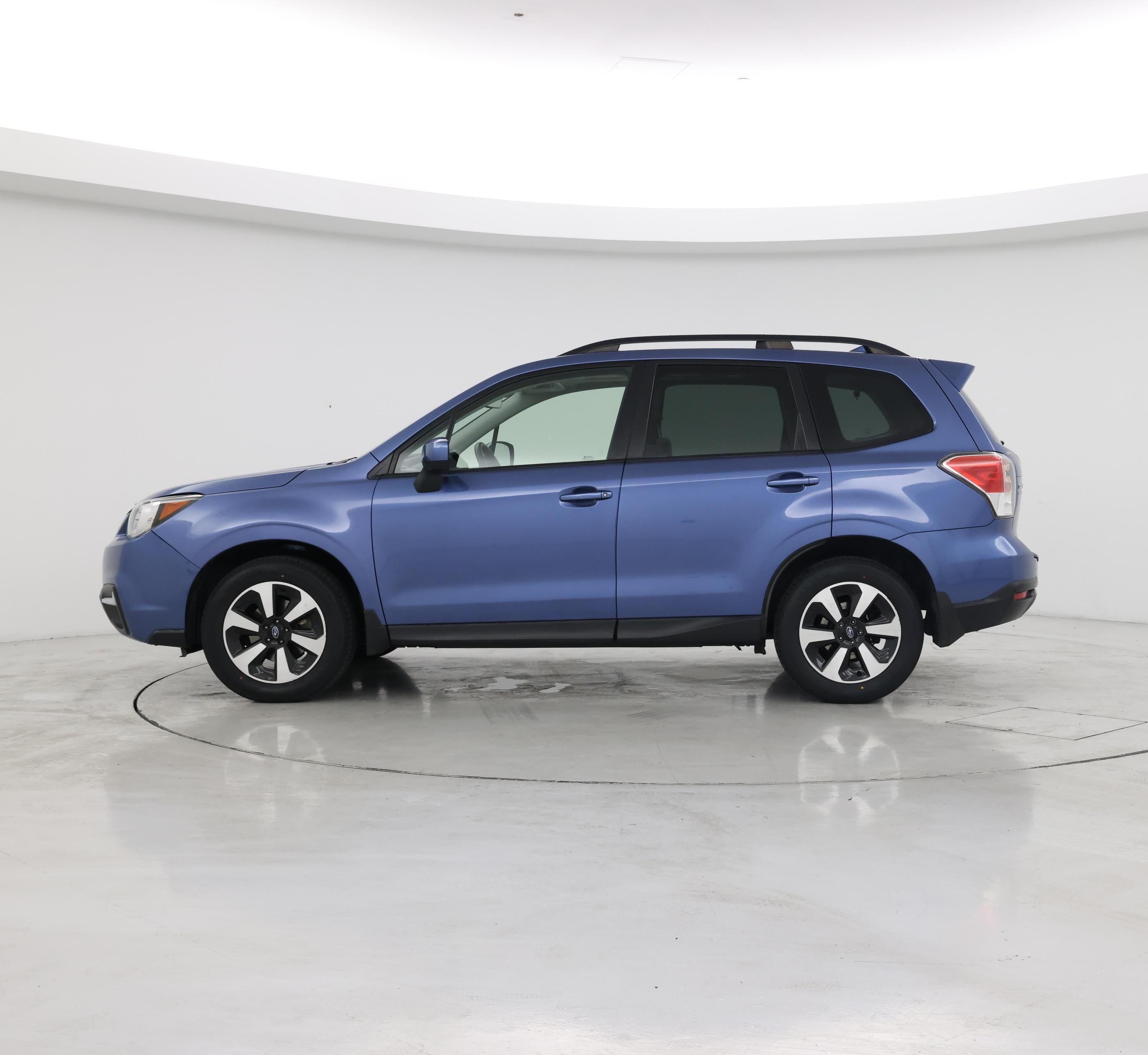 Thumbnail: 2018 Subaru Forester - 3