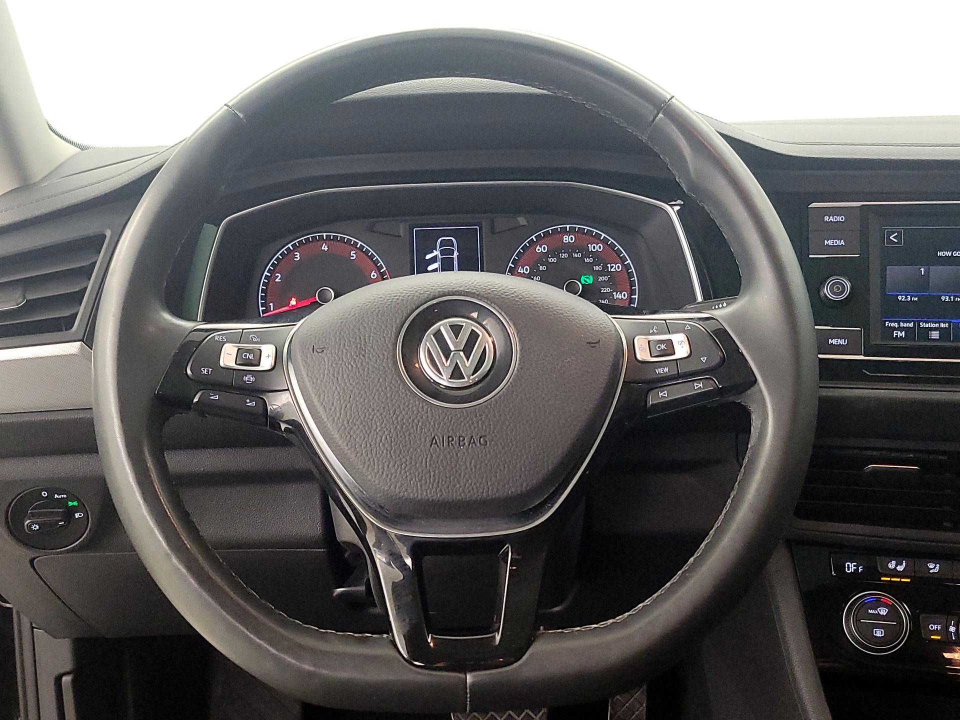 Thumbnail: 2020 Volkswagen Jetta - 10