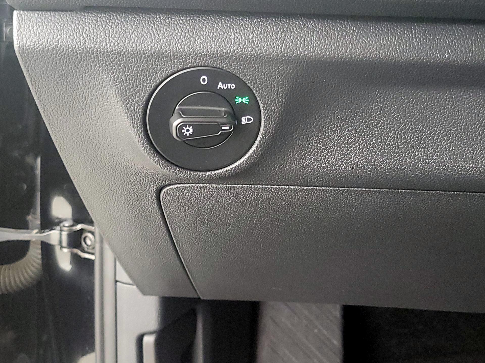 Thumbnail: 2020 Volkswagen Jetta - 13