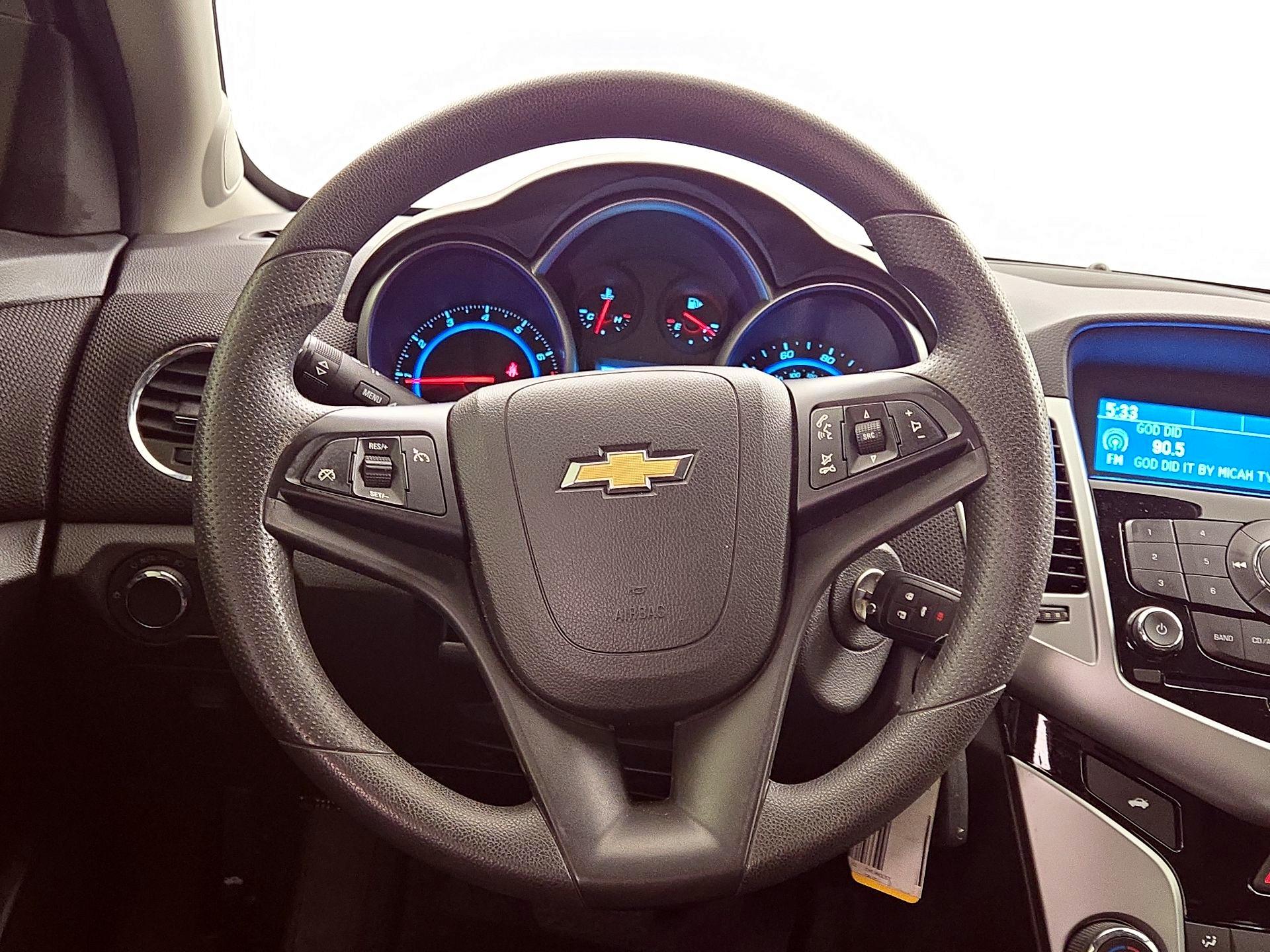 Thumbnail: 2015 Chevrolet Cruze - 10