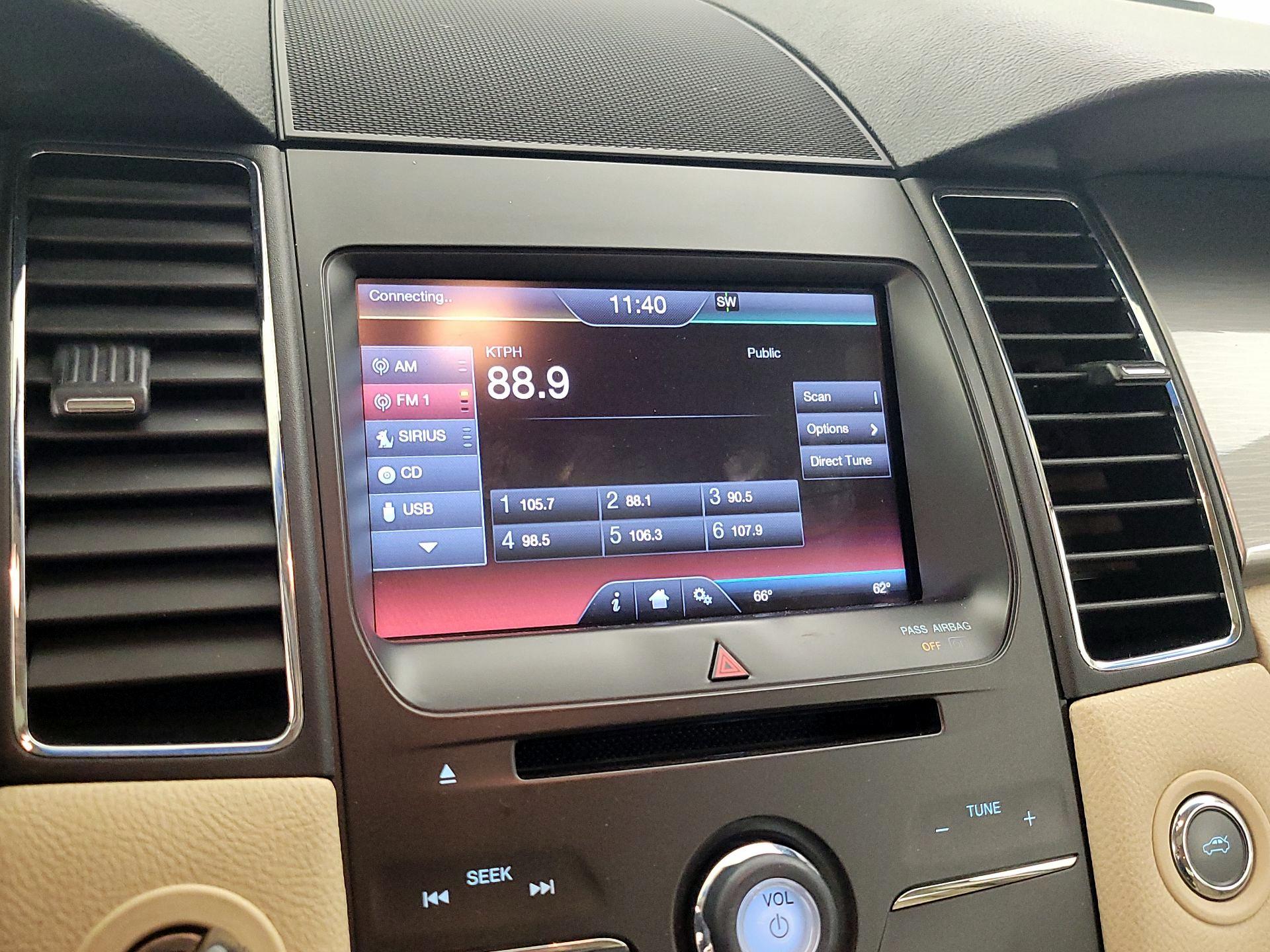 Thumbnail: 2014 Ford Taurus - 16