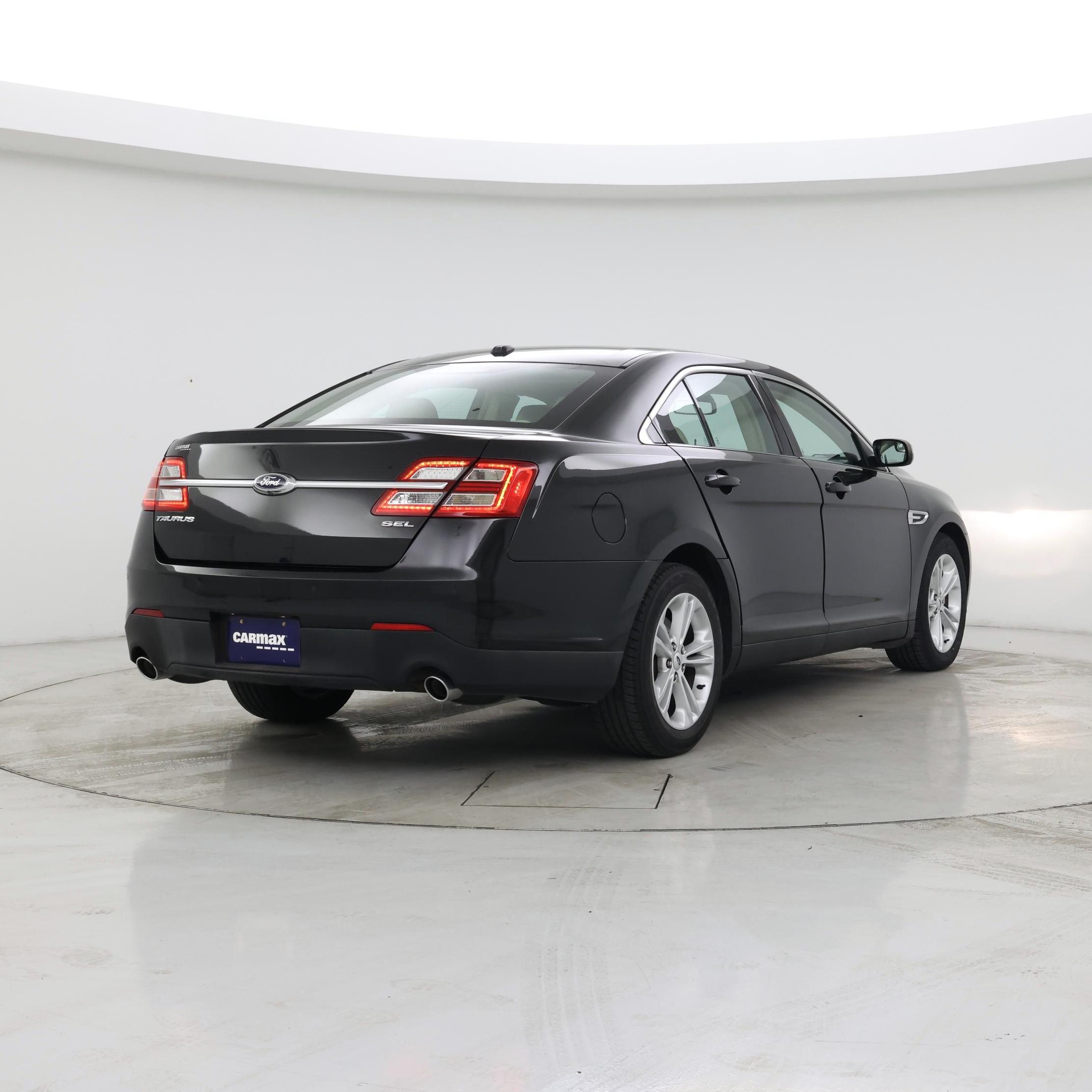 Thumbnail: 2014 Ford Taurus - 8
