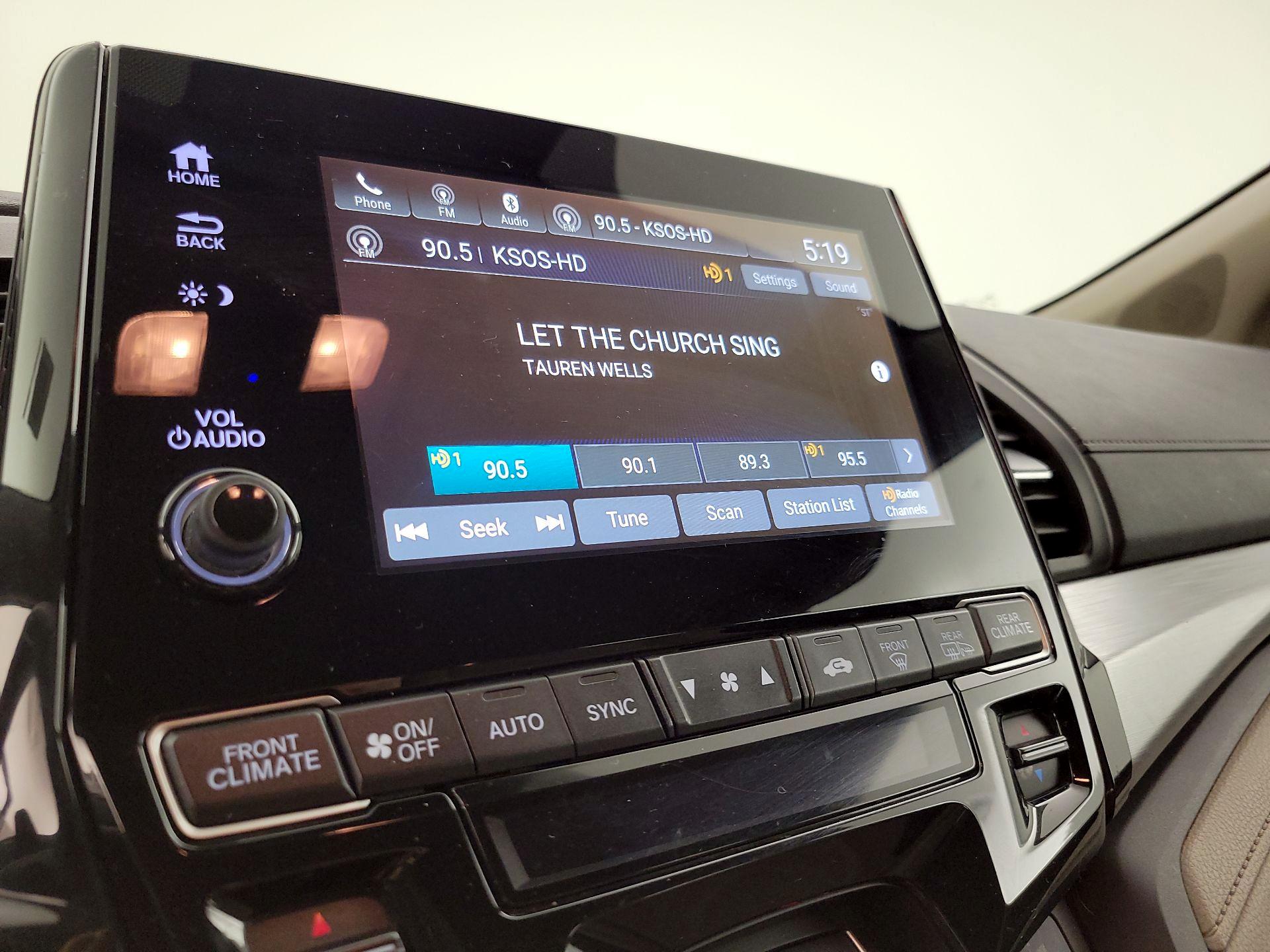 Thumbnail: 2020 Honda Odyssey - 15