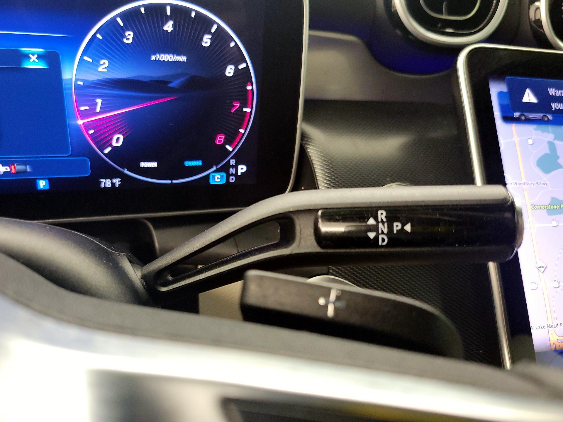 Thumbnail: 2025 Mercedes-Benz GLC - 18