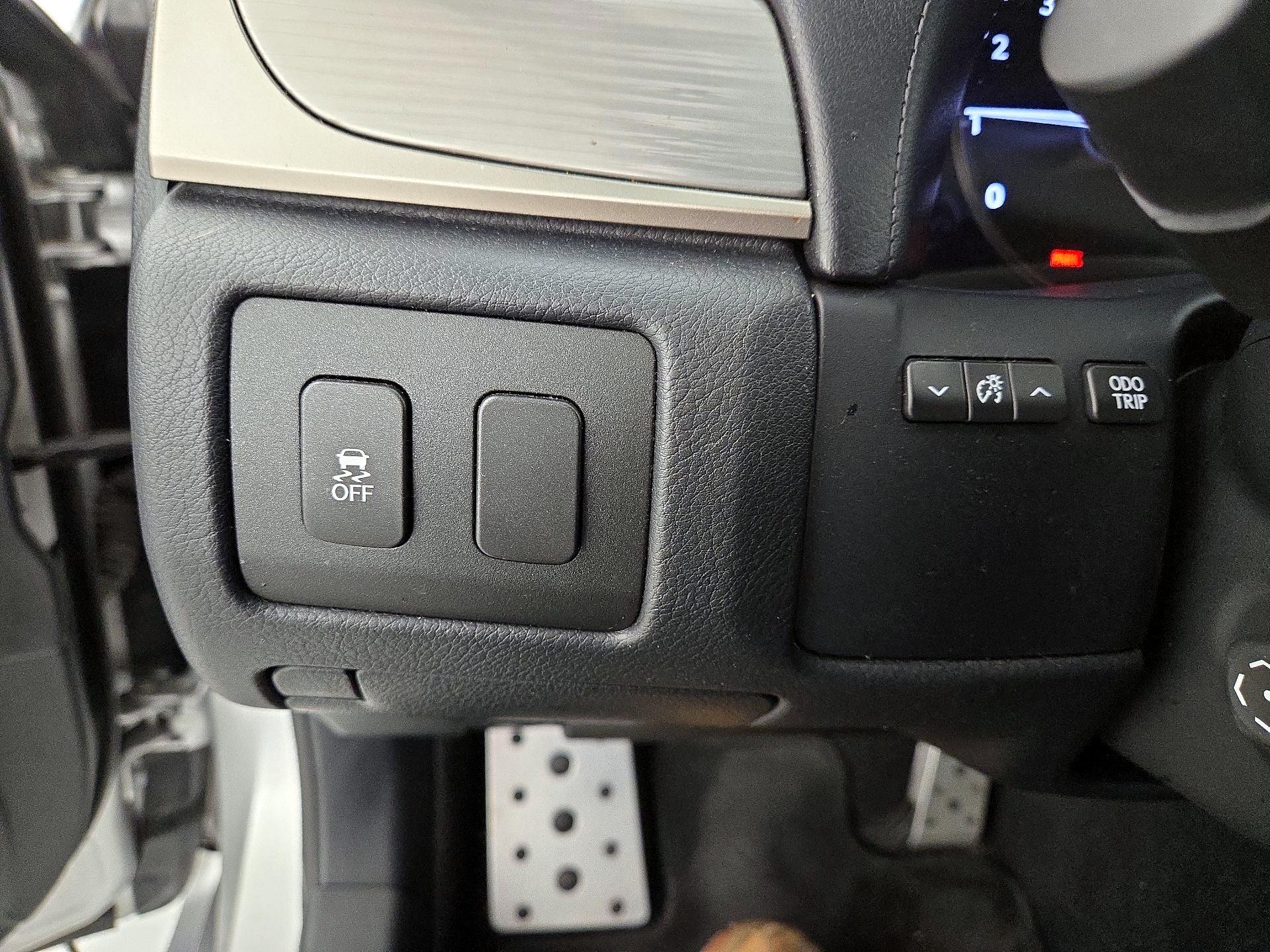 Thumbnail: 2015 Lexus GS - 13