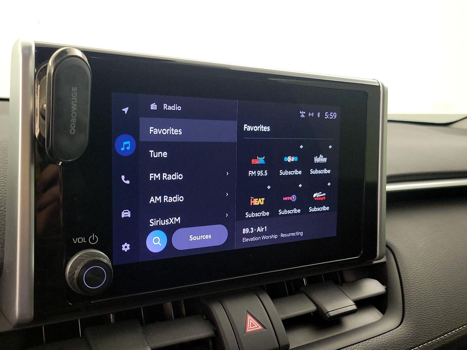 Thumbnail: 2023 Toyota RAV4 - 15