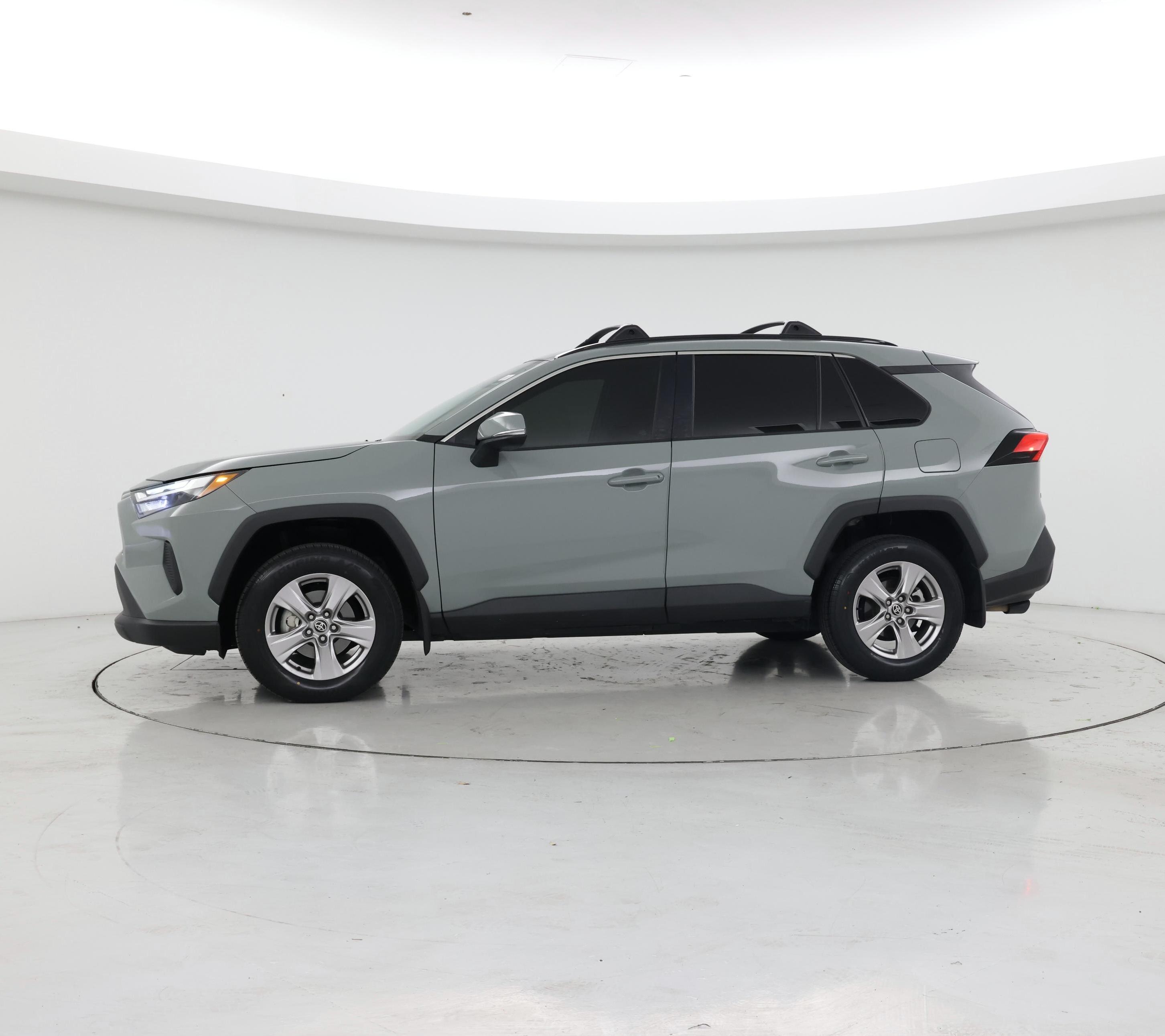 Thumbnail: 2023 Toyota RAV4 - 3