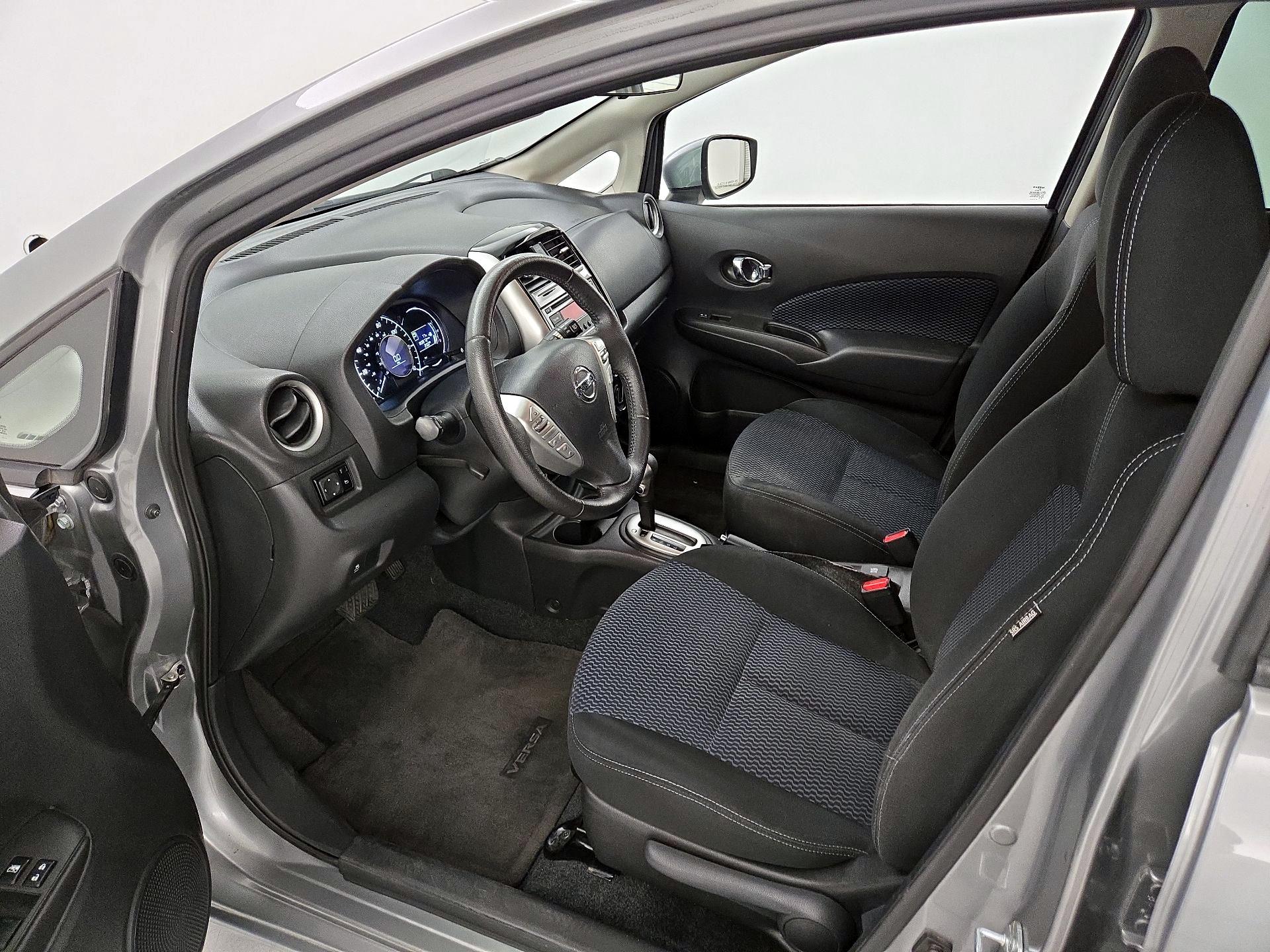 Thumbnail: 2015 Nissan Versa Note - 11