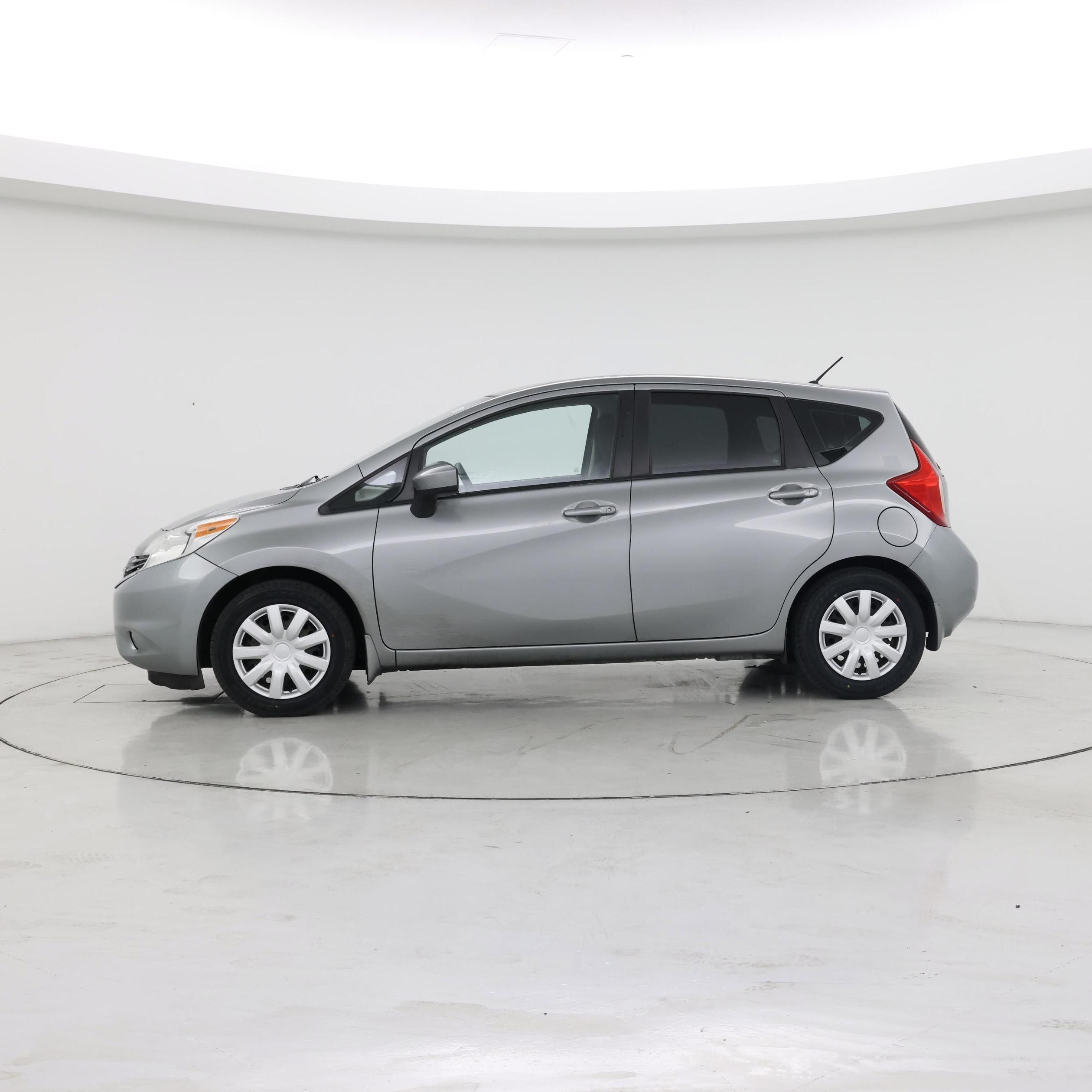 Thumbnail: 2015 Nissan Versa Note - 3
