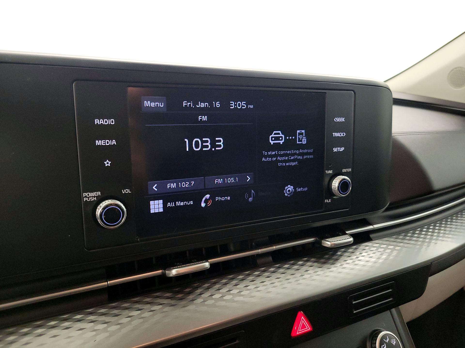 Thumbnail: 2022 Kia Carnival - 15