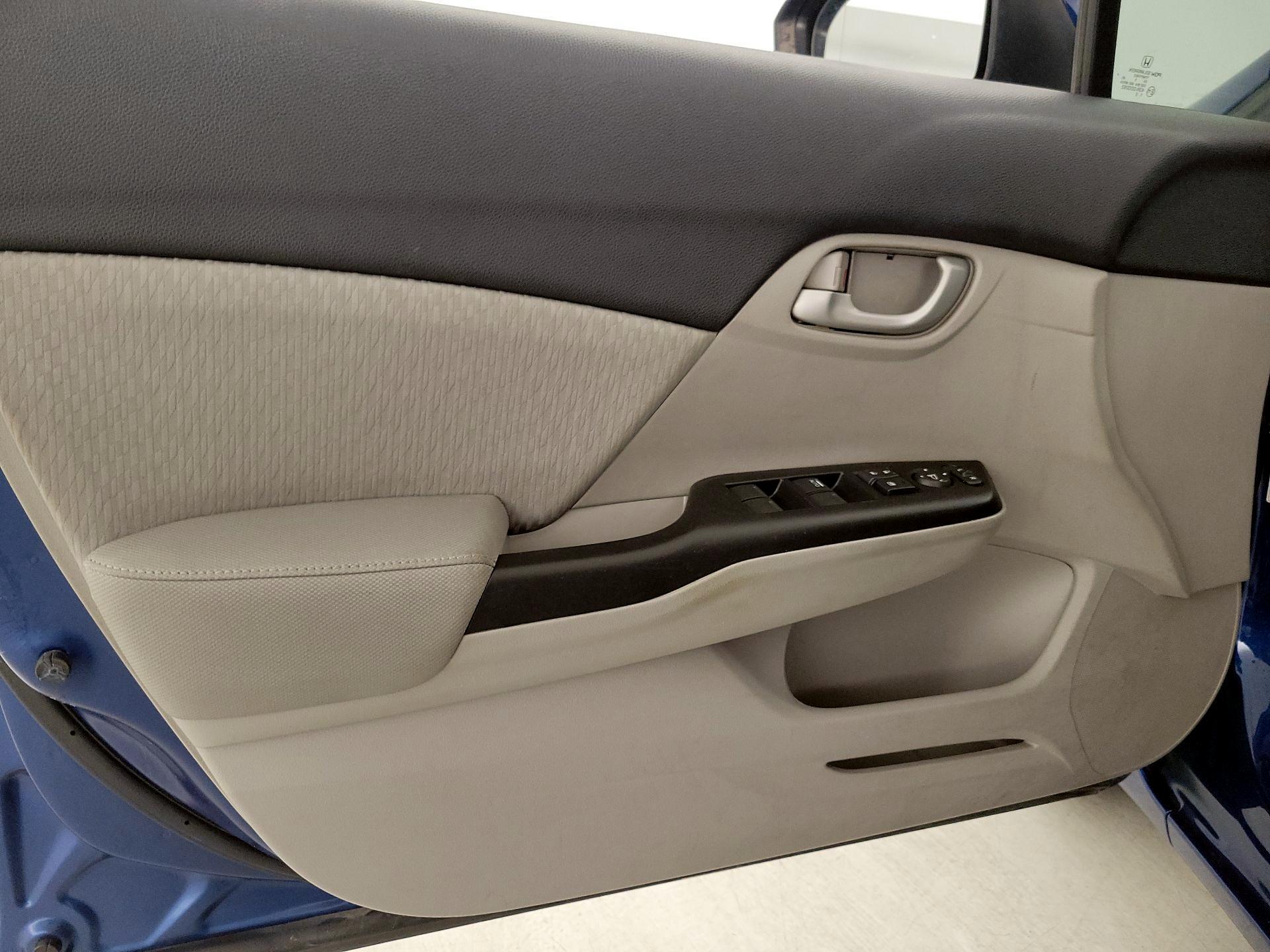 Thumbnail: 2015 Honda Civic - 12