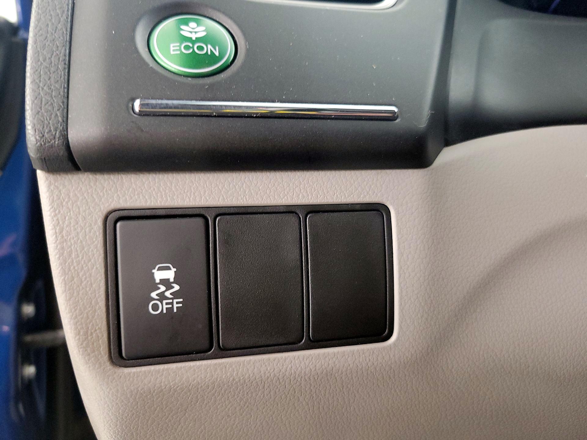 Thumbnail: 2015 Honda Civic - 13