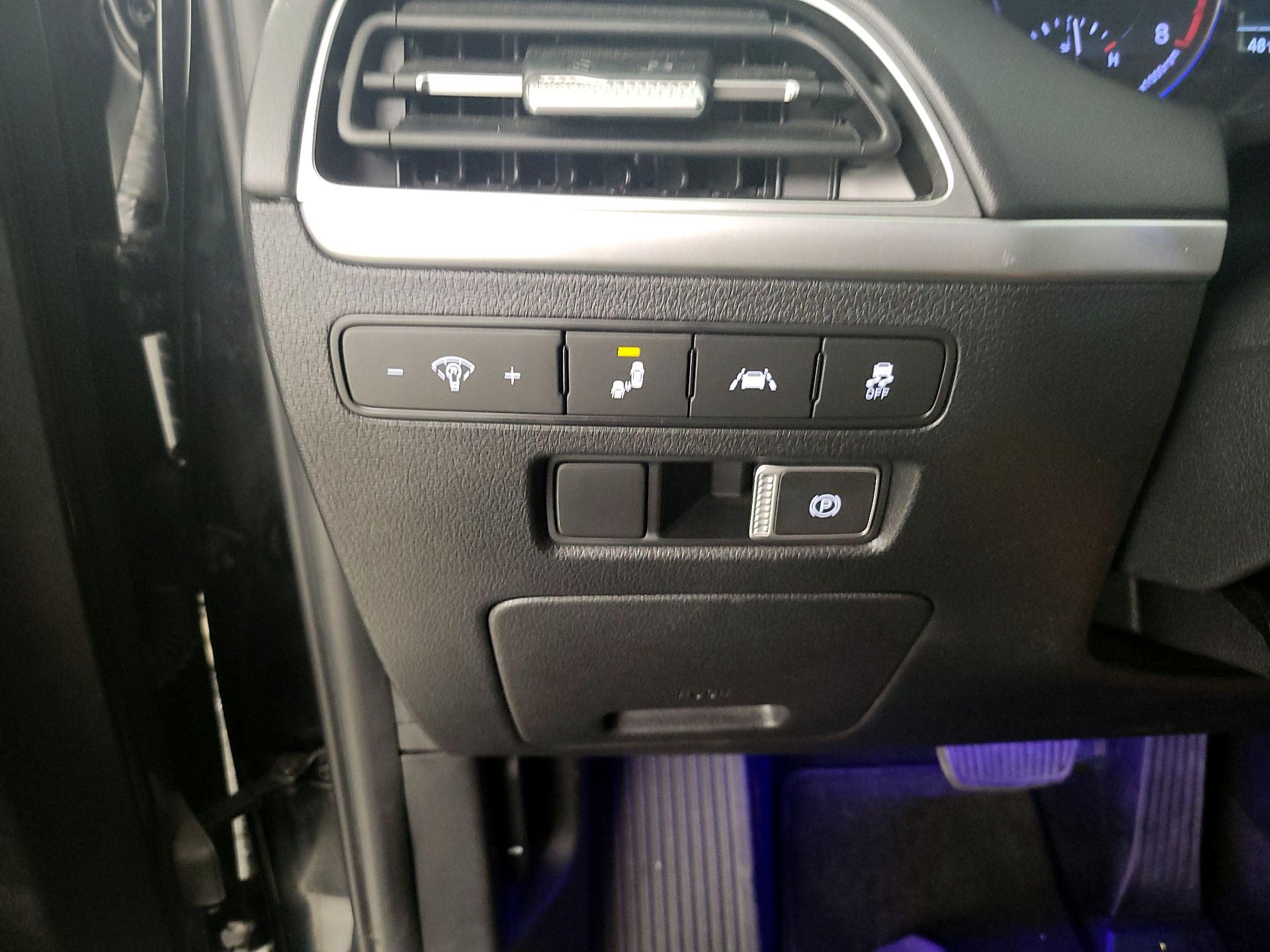 Thumbnail: 2022 Hyundai Palisade - 13