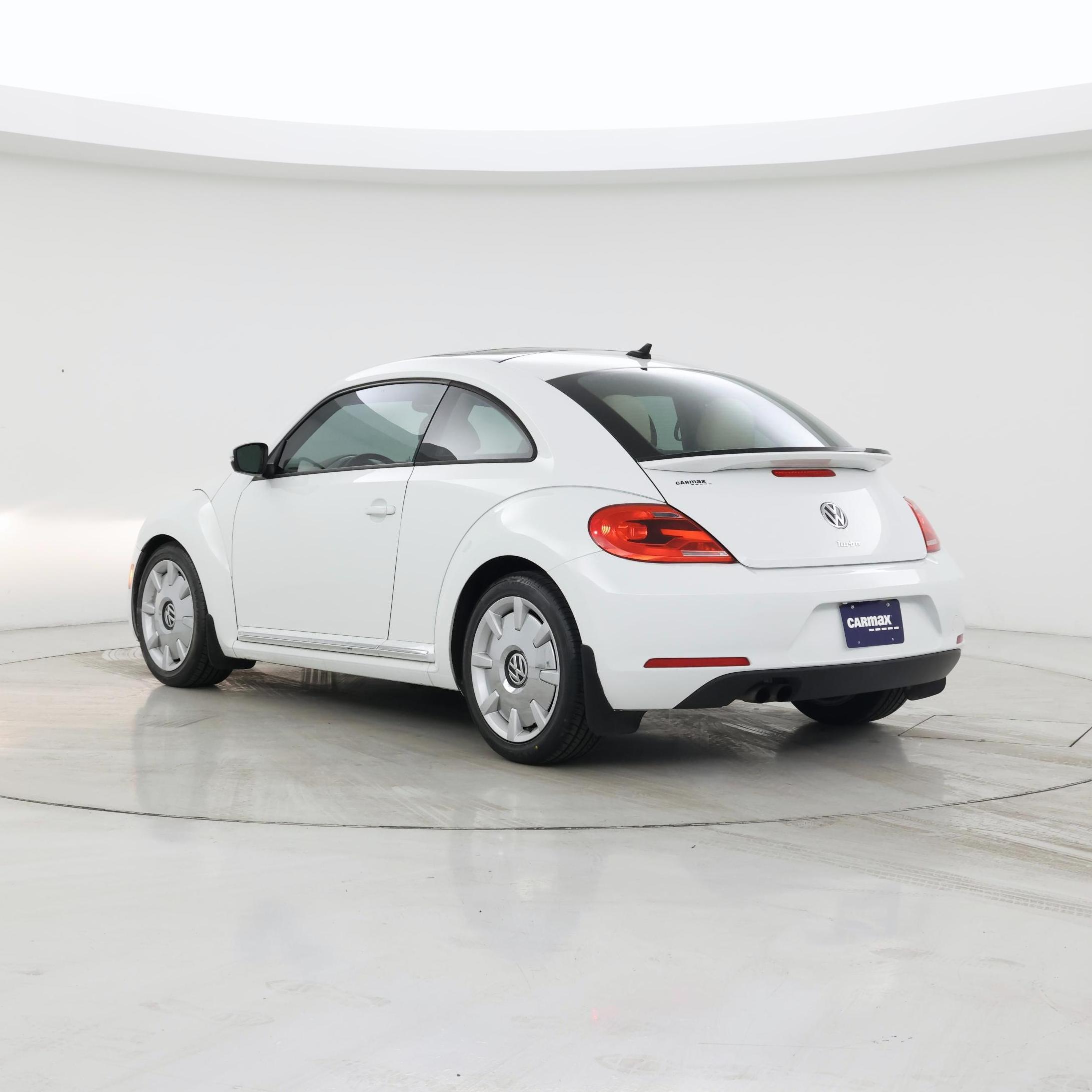Thumbnail: 2016 Volkswagen Beetle - 2