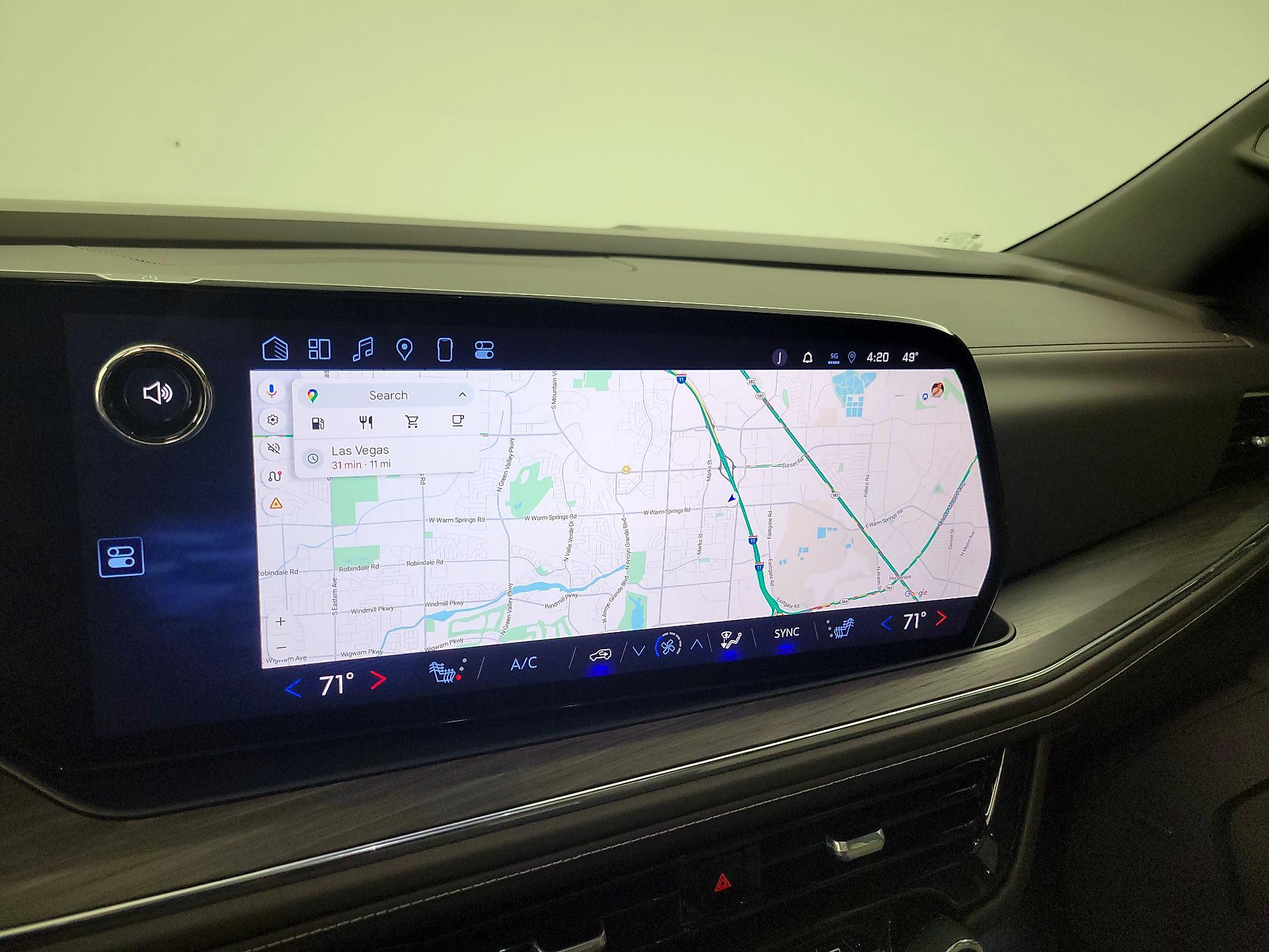 Thumbnail: 2025 Chevrolet Suburban - 14