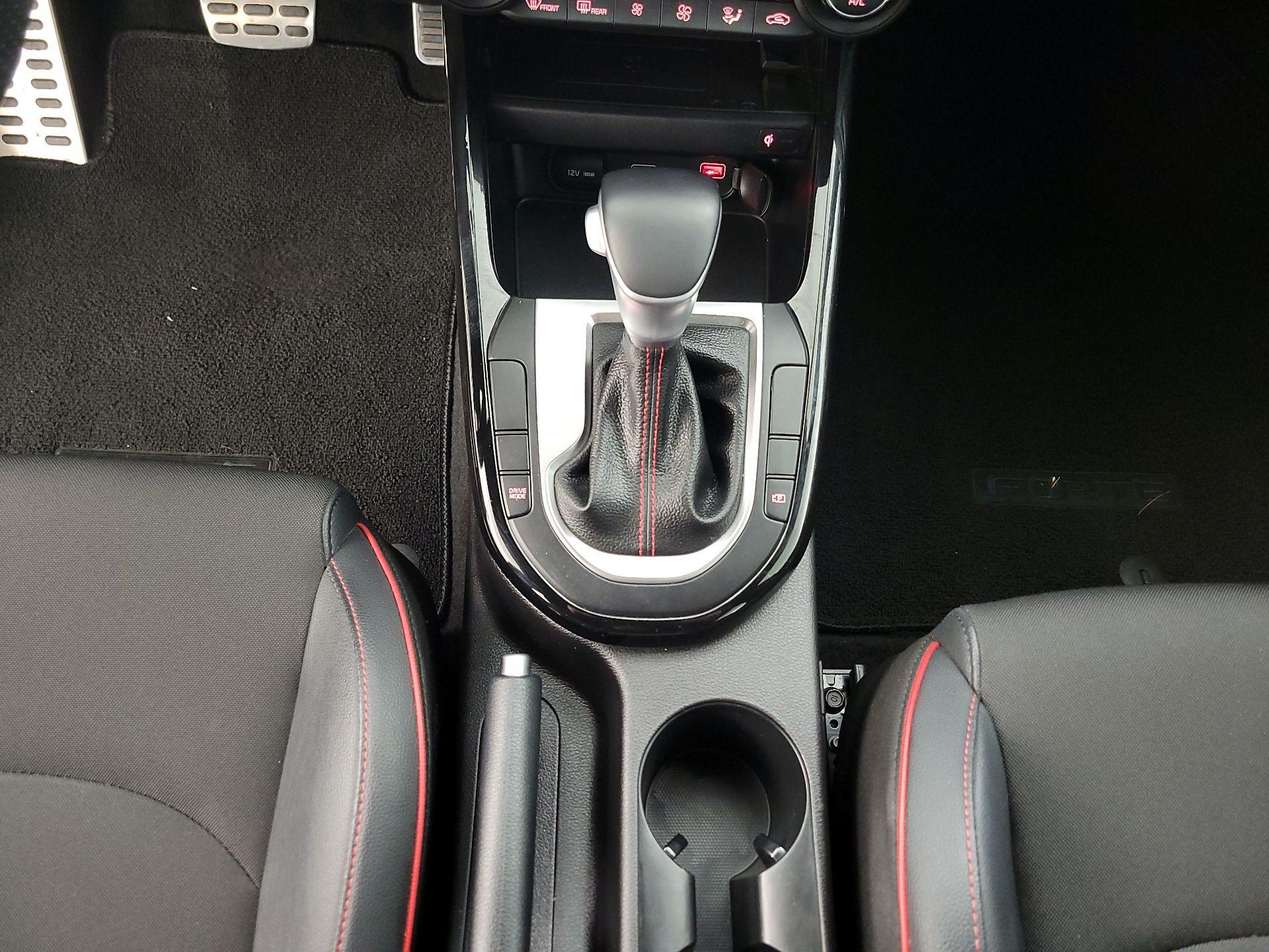 Thumbnail: 2022 Kia Forte - 18