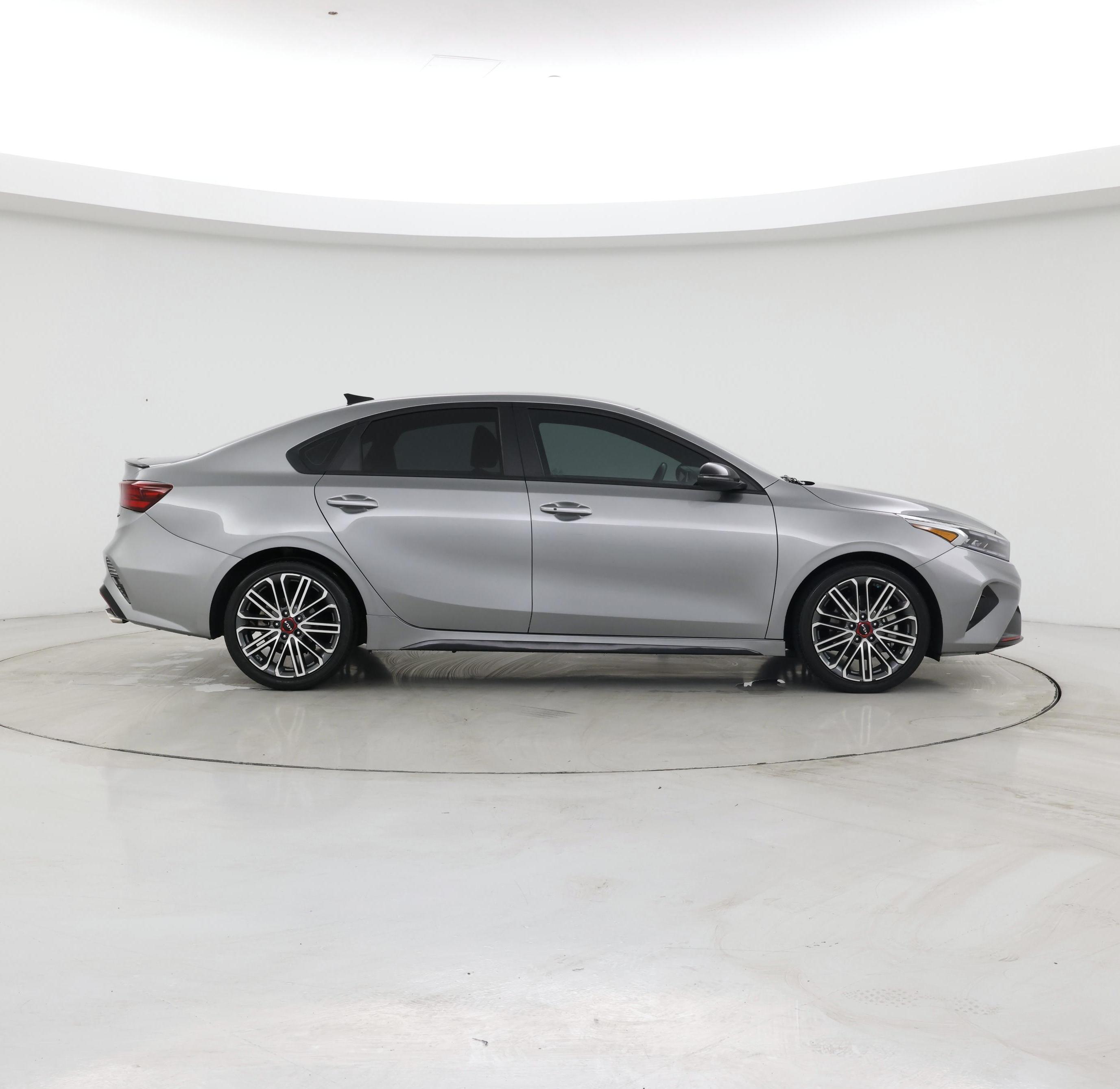 Thumbnail: 2022 Kia Forte - 7