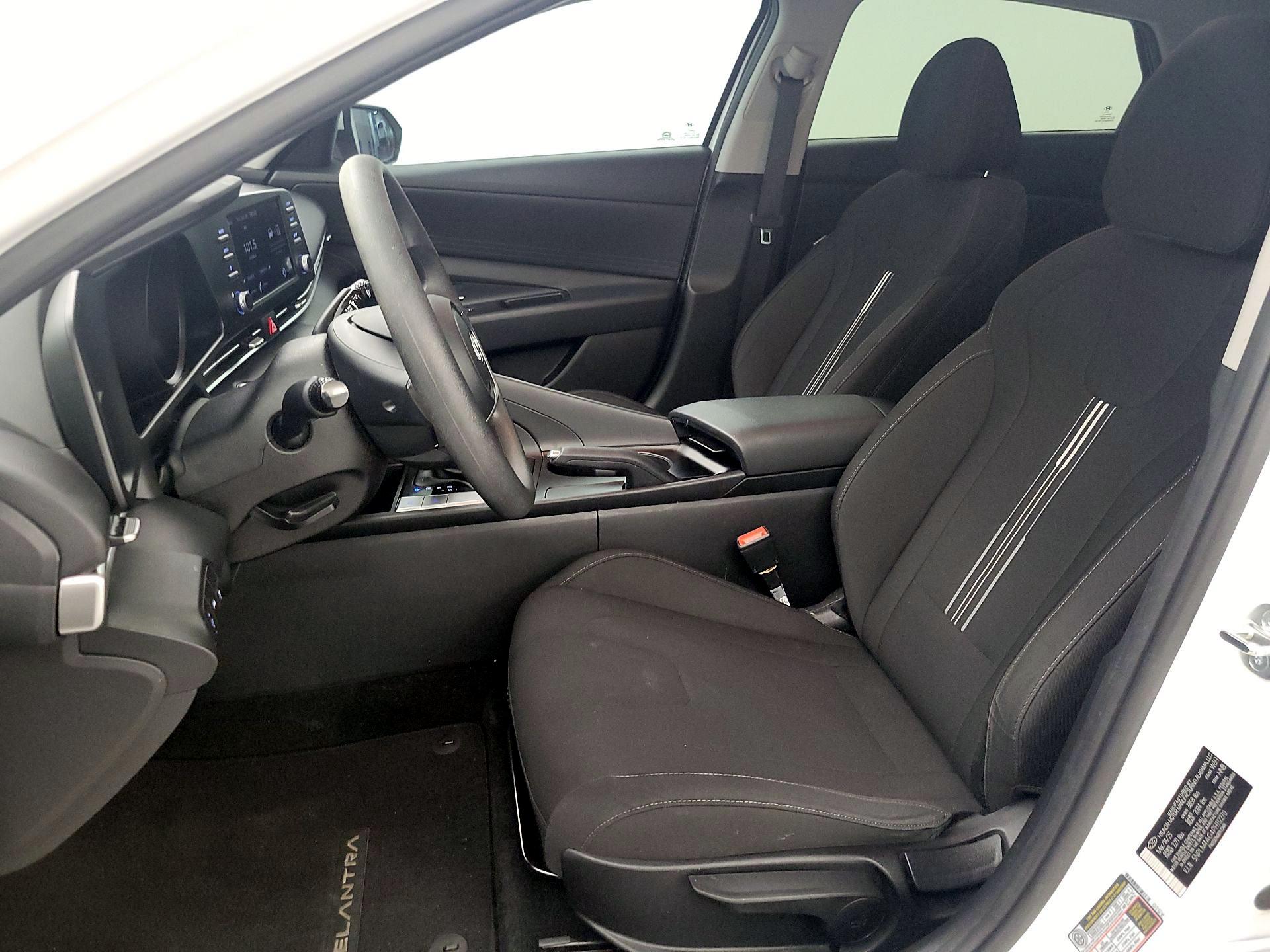 Thumbnail: 2023 Hyundai Elantra - 11