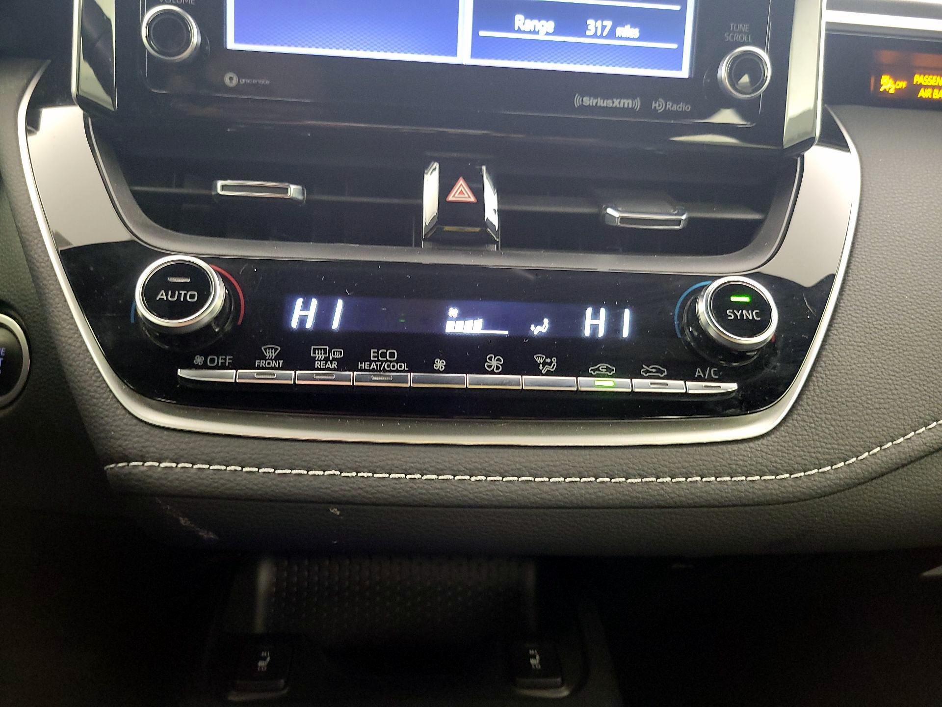 Thumbnail: 2022 Toyota Corolla - 16