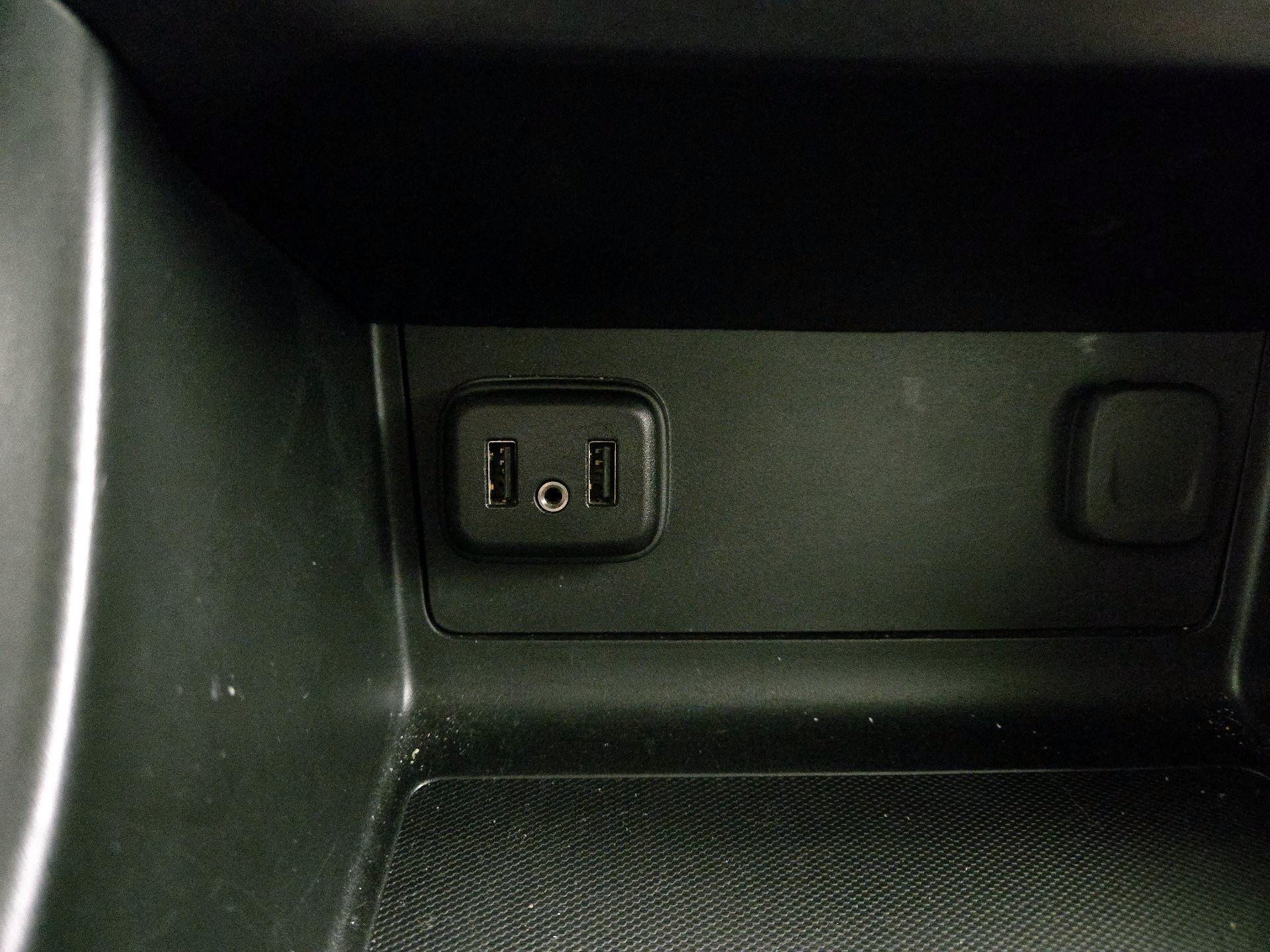 Thumbnail: 2021 Chevrolet Colorado - 18