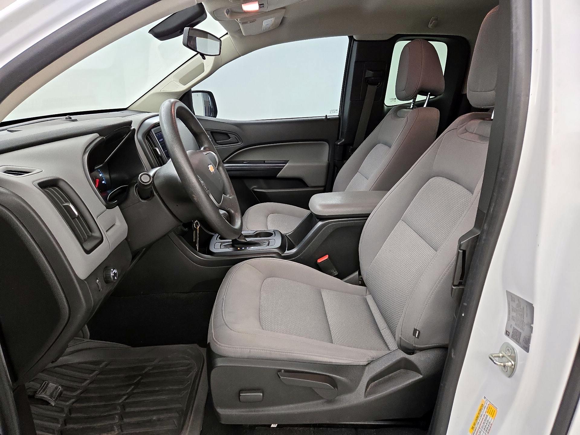 Thumbnail: 2021 Chevrolet Colorado - 19