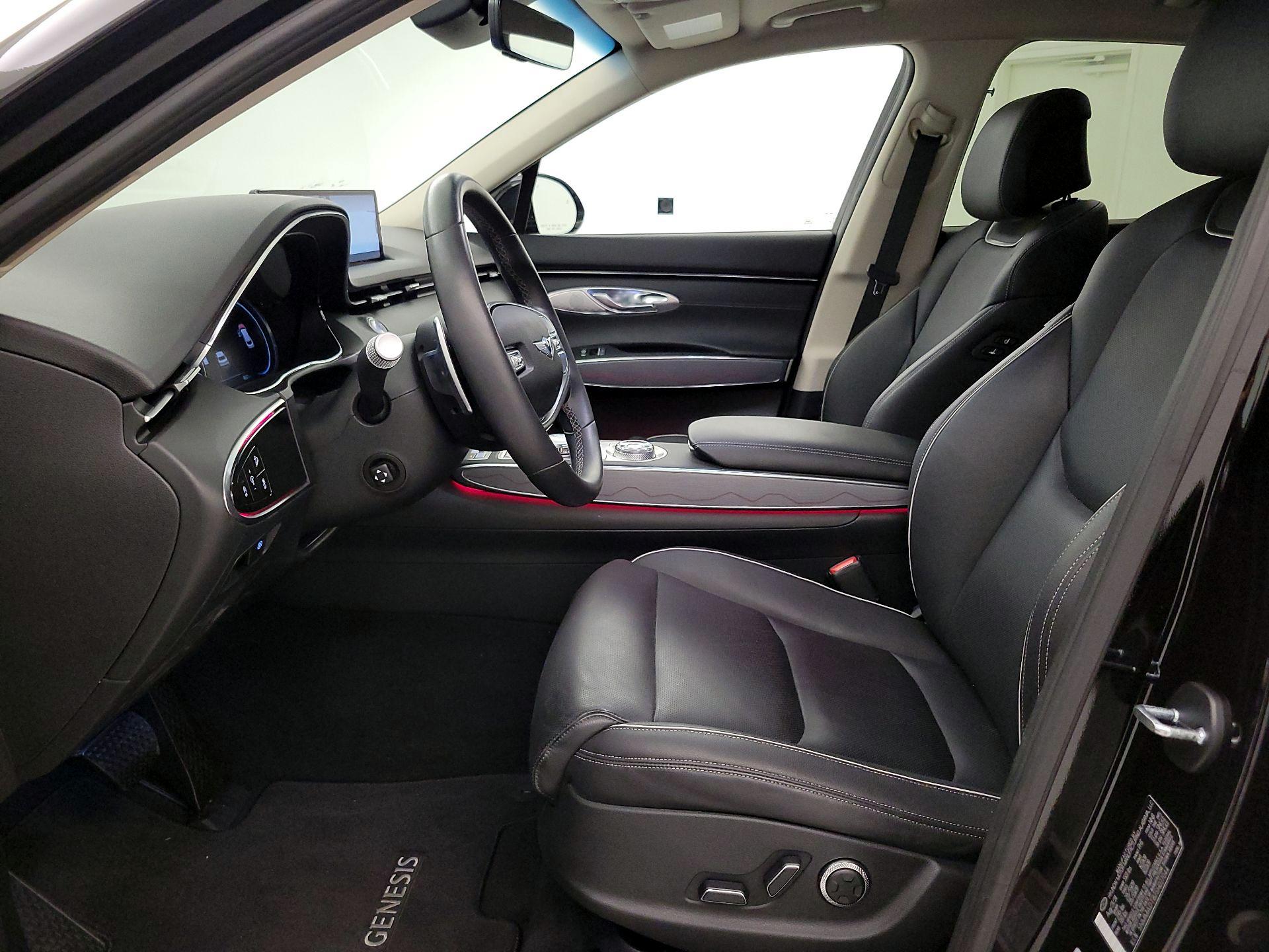 Thumbnail: 2025 Genesis GV70 - 11