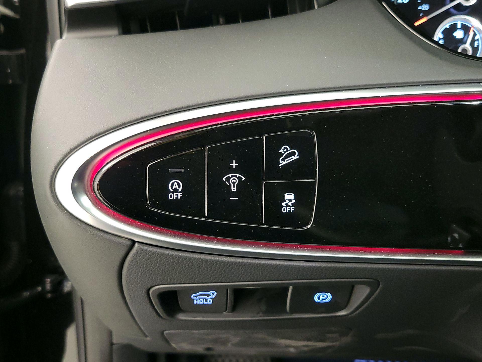 Thumbnail: 2025 Genesis GV70 - 13