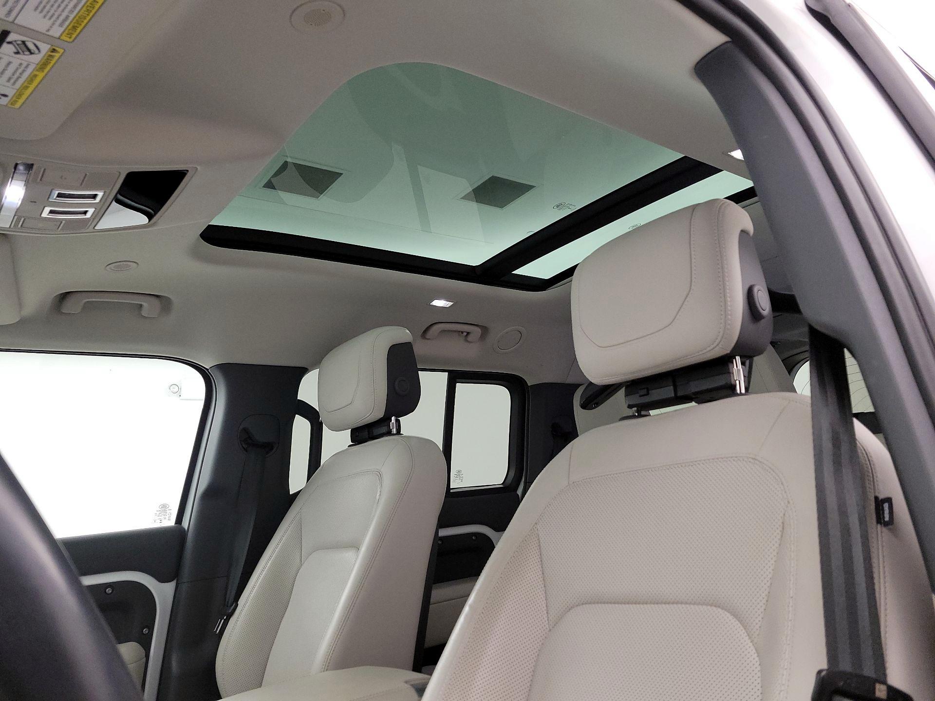 Thumbnail: 2023 Land Rover Defender - 20