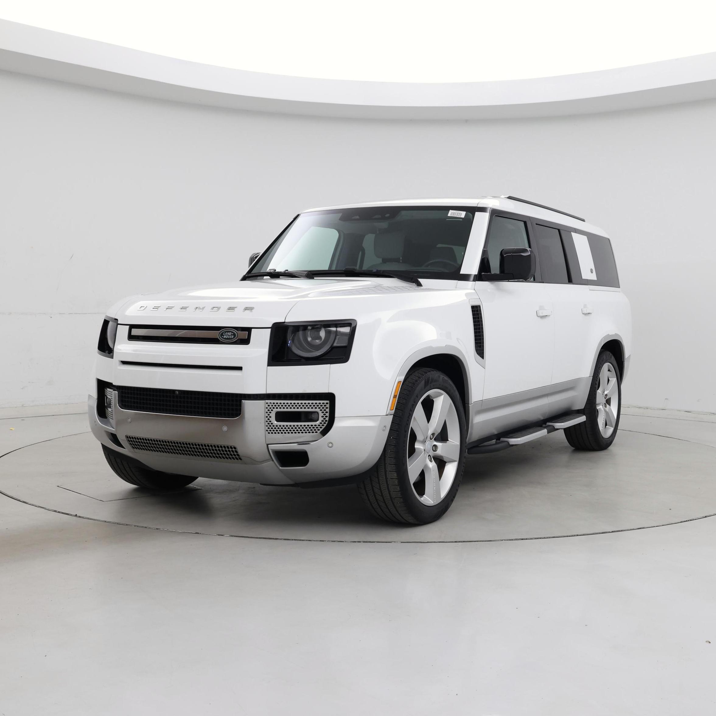 Thumbnail: 2023 Land Rover Defender - 4