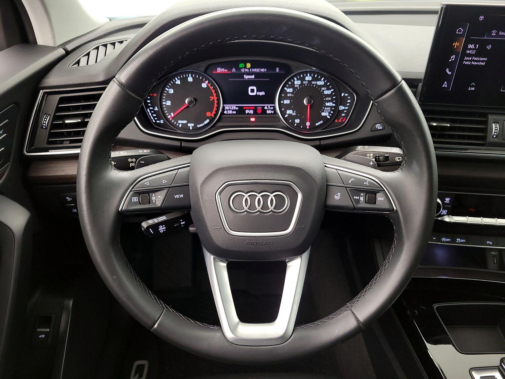 Thumbnail: 2023 Audi Q5 - 10
