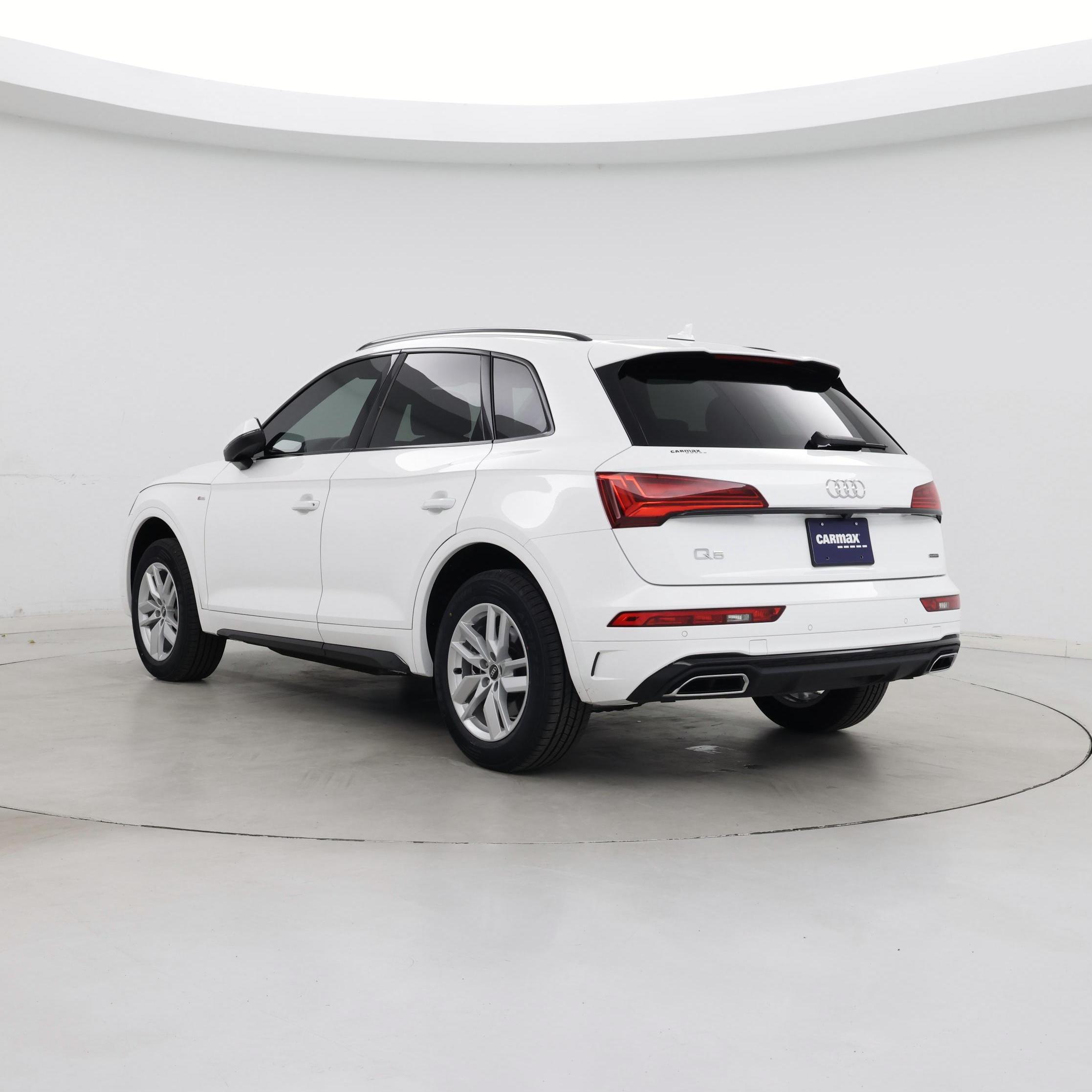 Thumbnail: 2023 Audi Q5 - 2