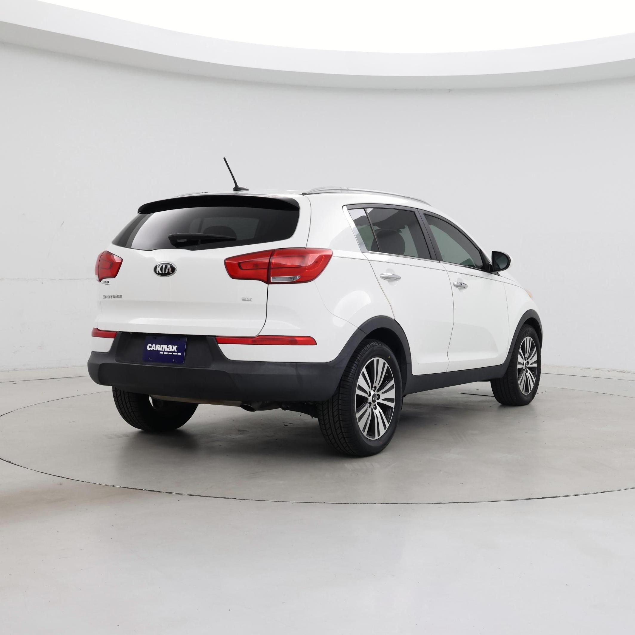 Thumbnail: 2016 Kia Sportage - 8