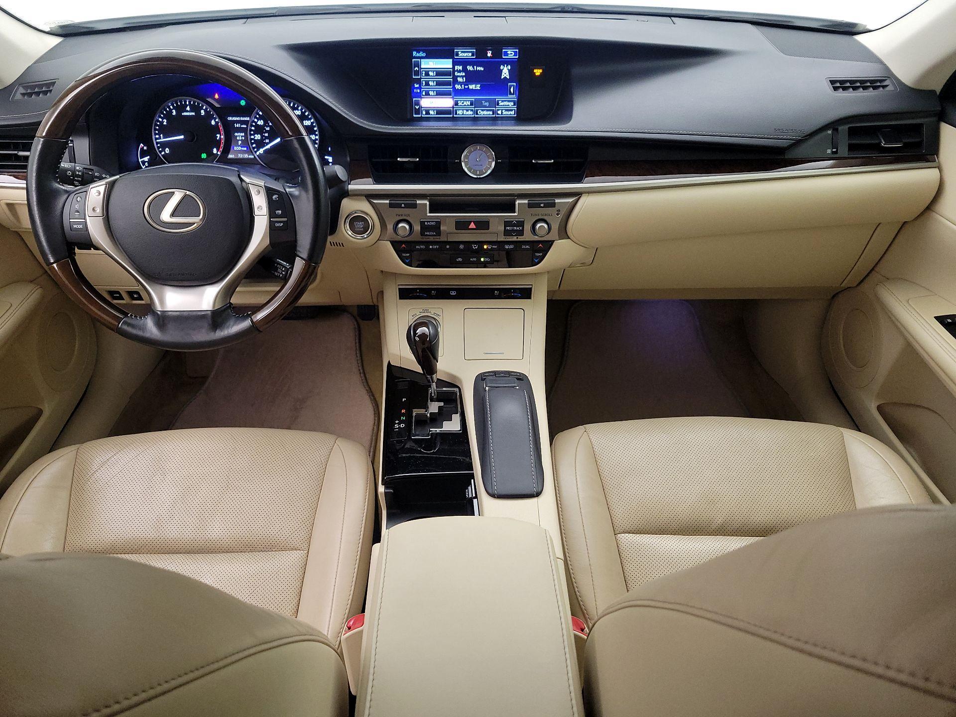 Thumbnail: 2015 Lexus ES - 9