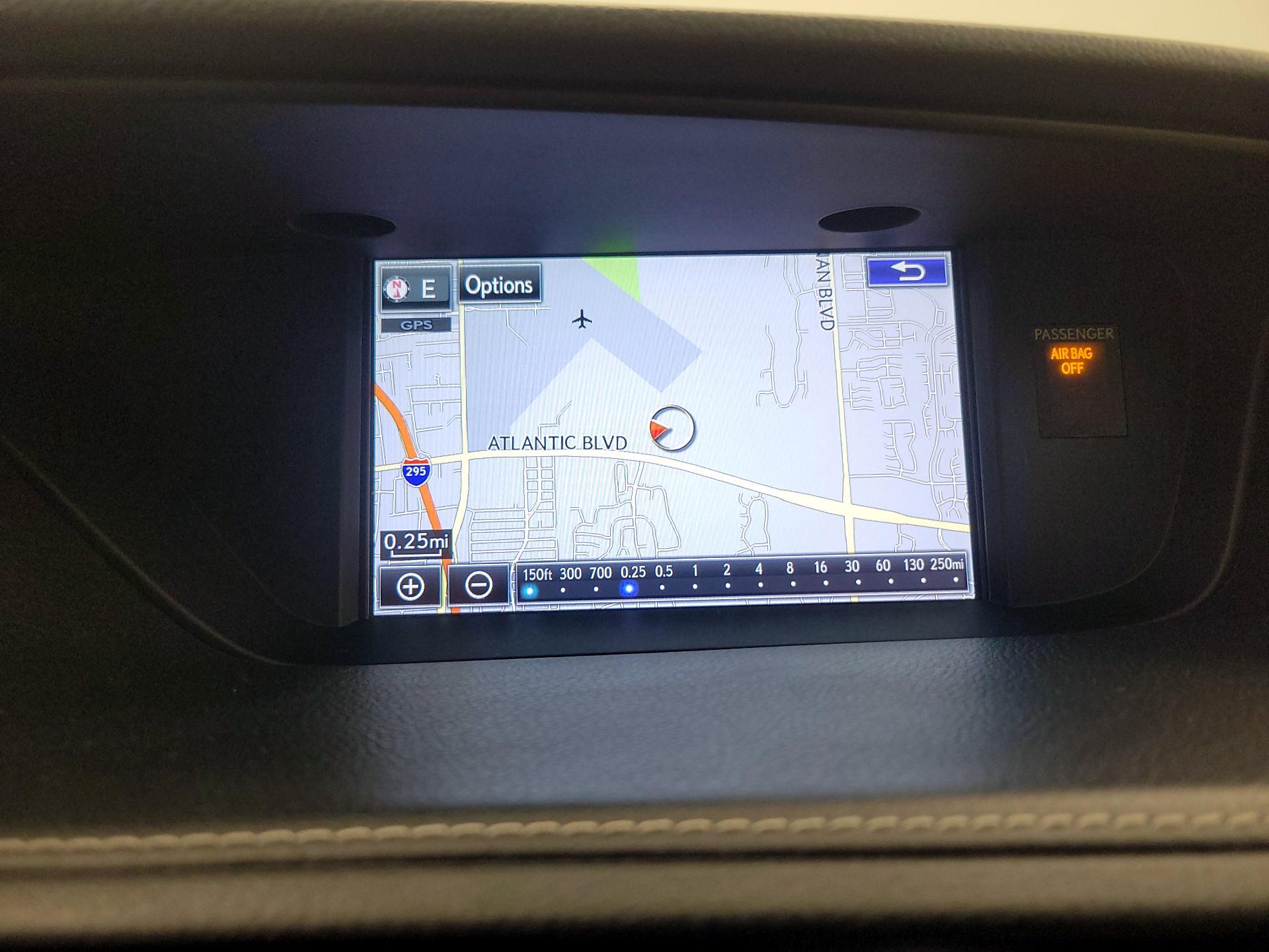 Thumbnail: 2015 Lexus ES - 14