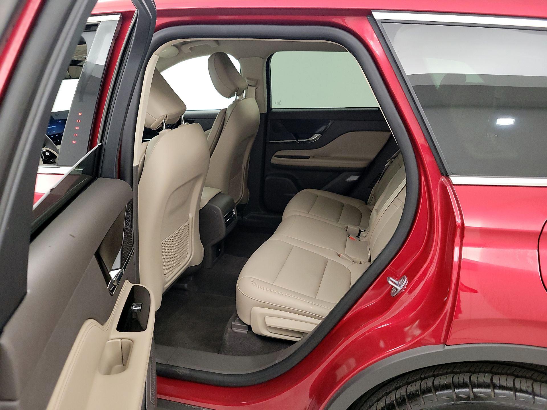 Thumbnail: 2024 Lincoln Corsair - 20