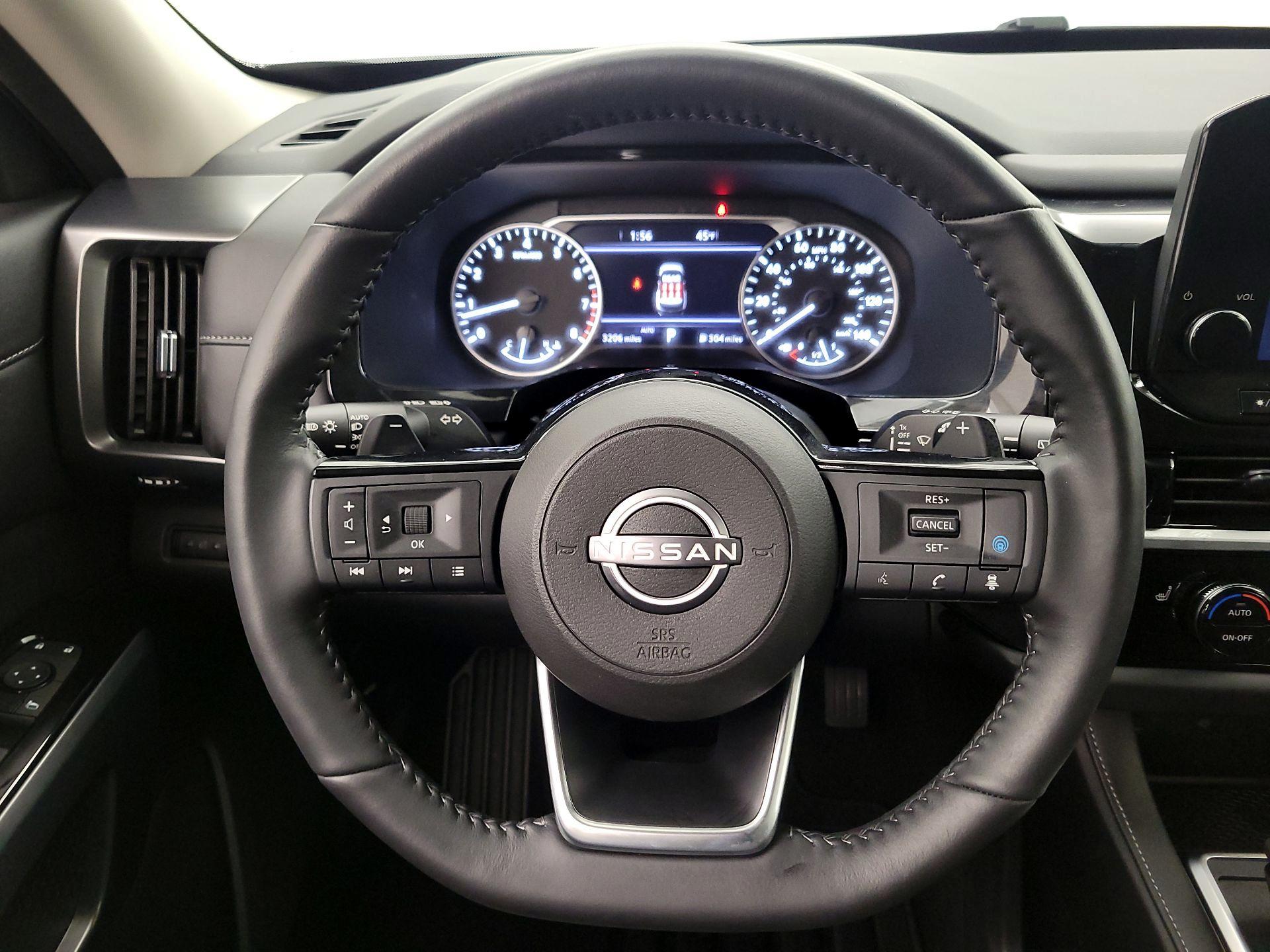 Thumbnail: 2024 Nissan Pathfinder - 10