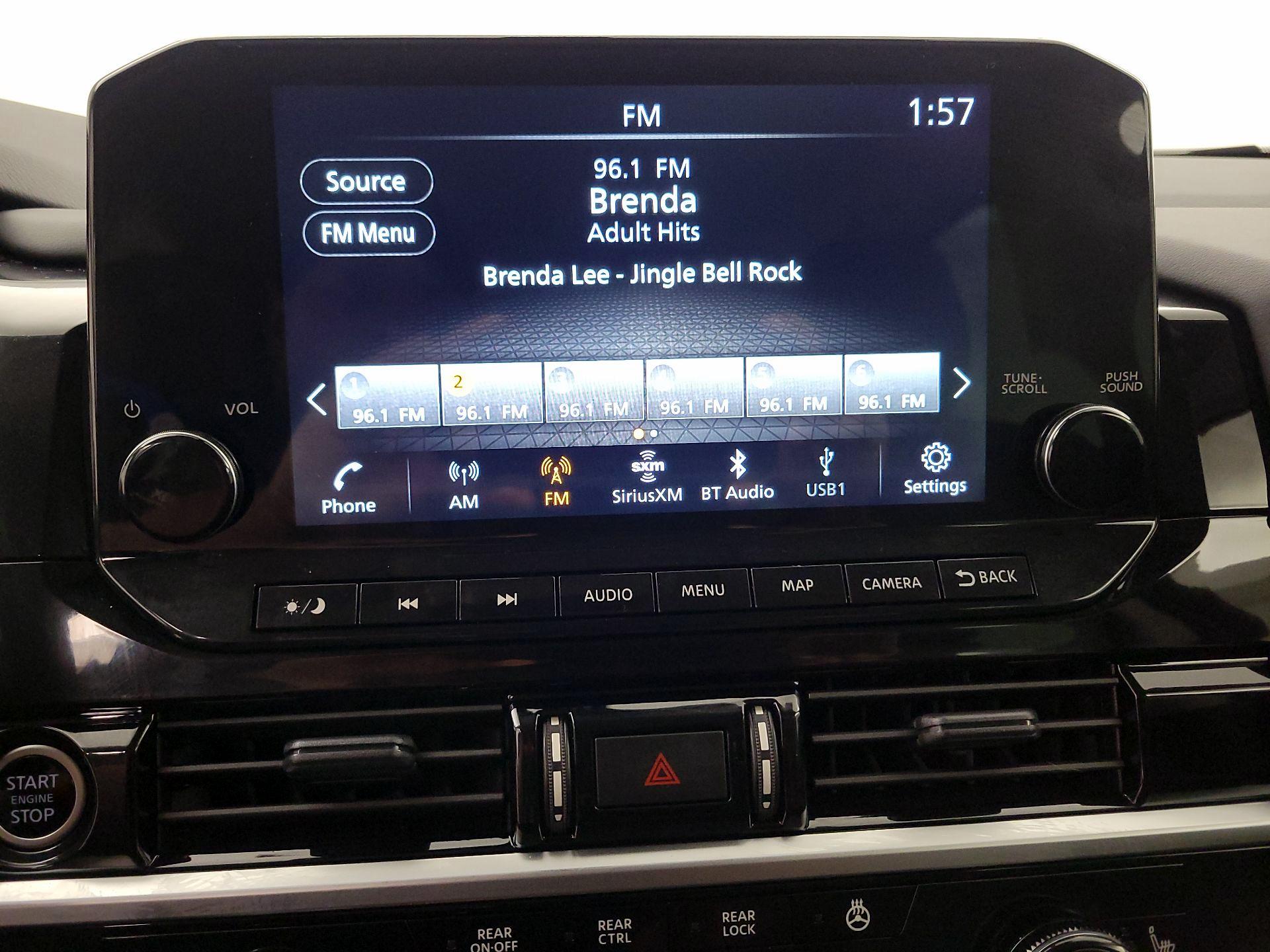 Thumbnail: 2024 Nissan Pathfinder - 16