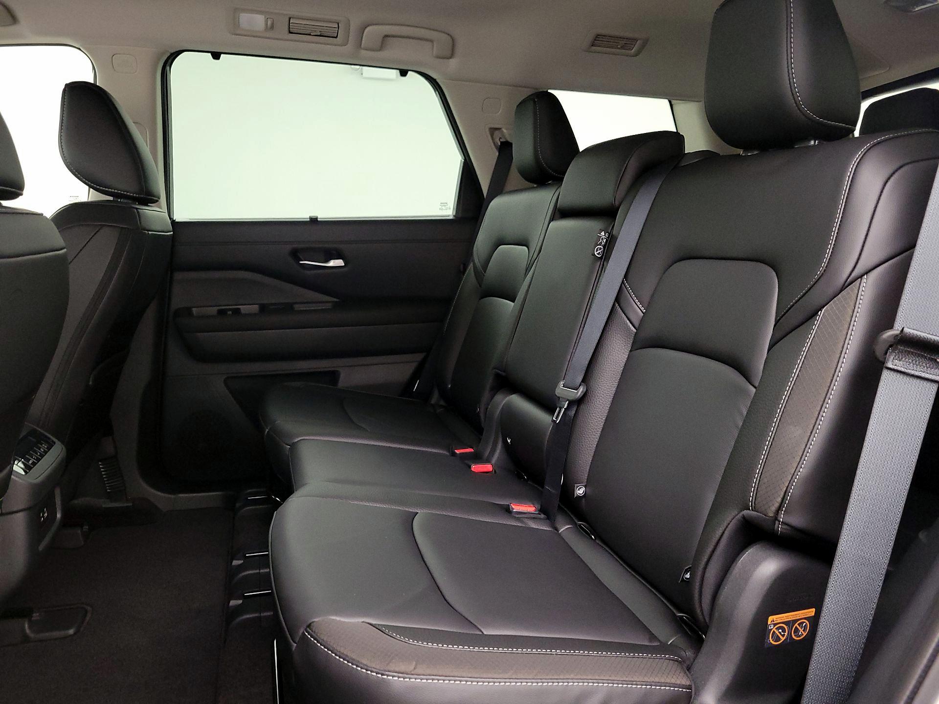 Thumbnail: 2024 Nissan Pathfinder - 20