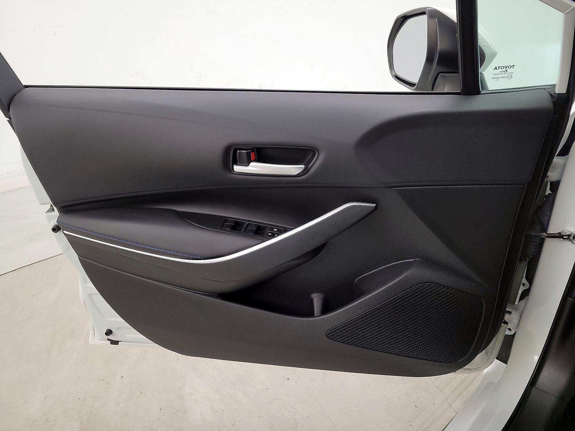 Thumbnail: 2020 Toyota Corolla - 12