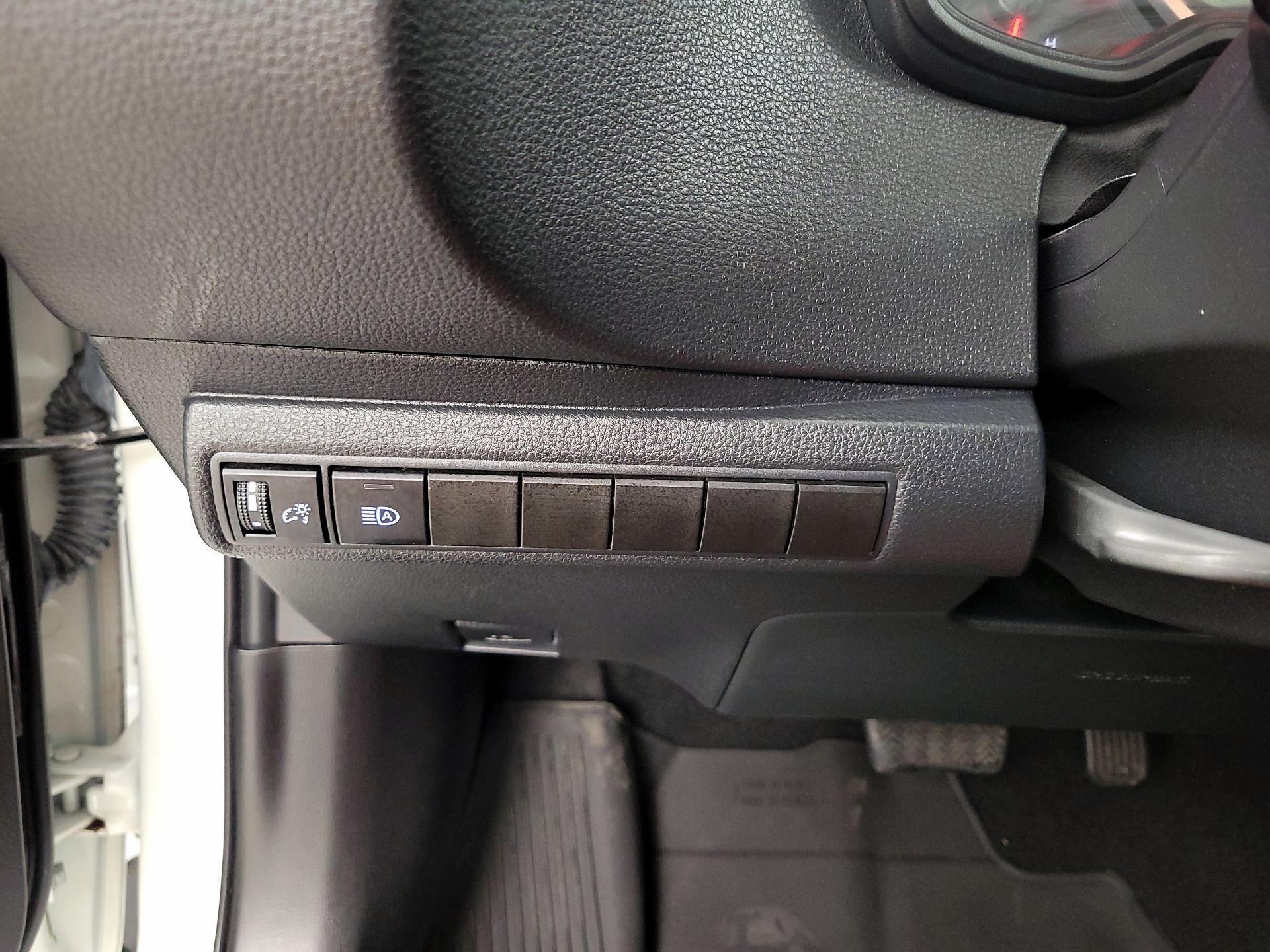 Thumbnail: 2020 Toyota Corolla - 13