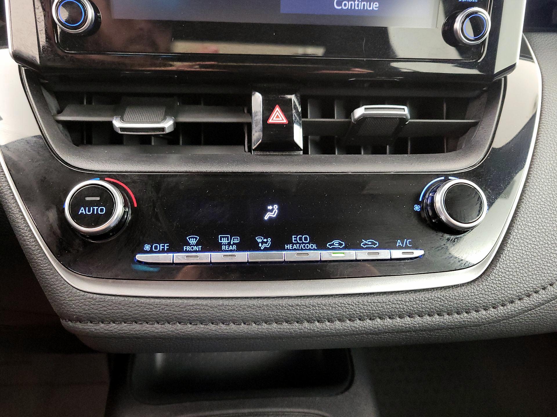 Thumbnail: 2020 Toyota Corolla - 16