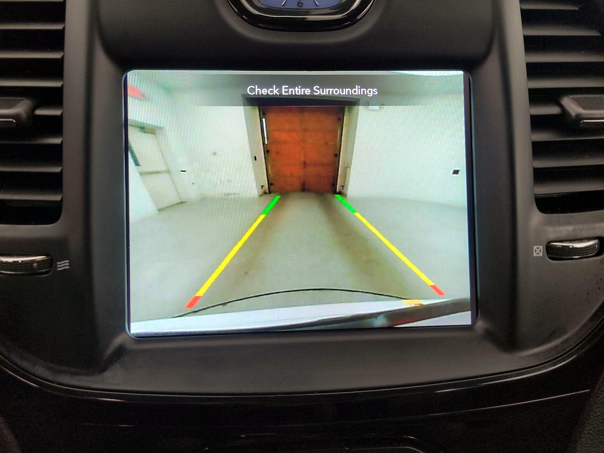 Thumbnail: 2022 Chrysler 300 - 14