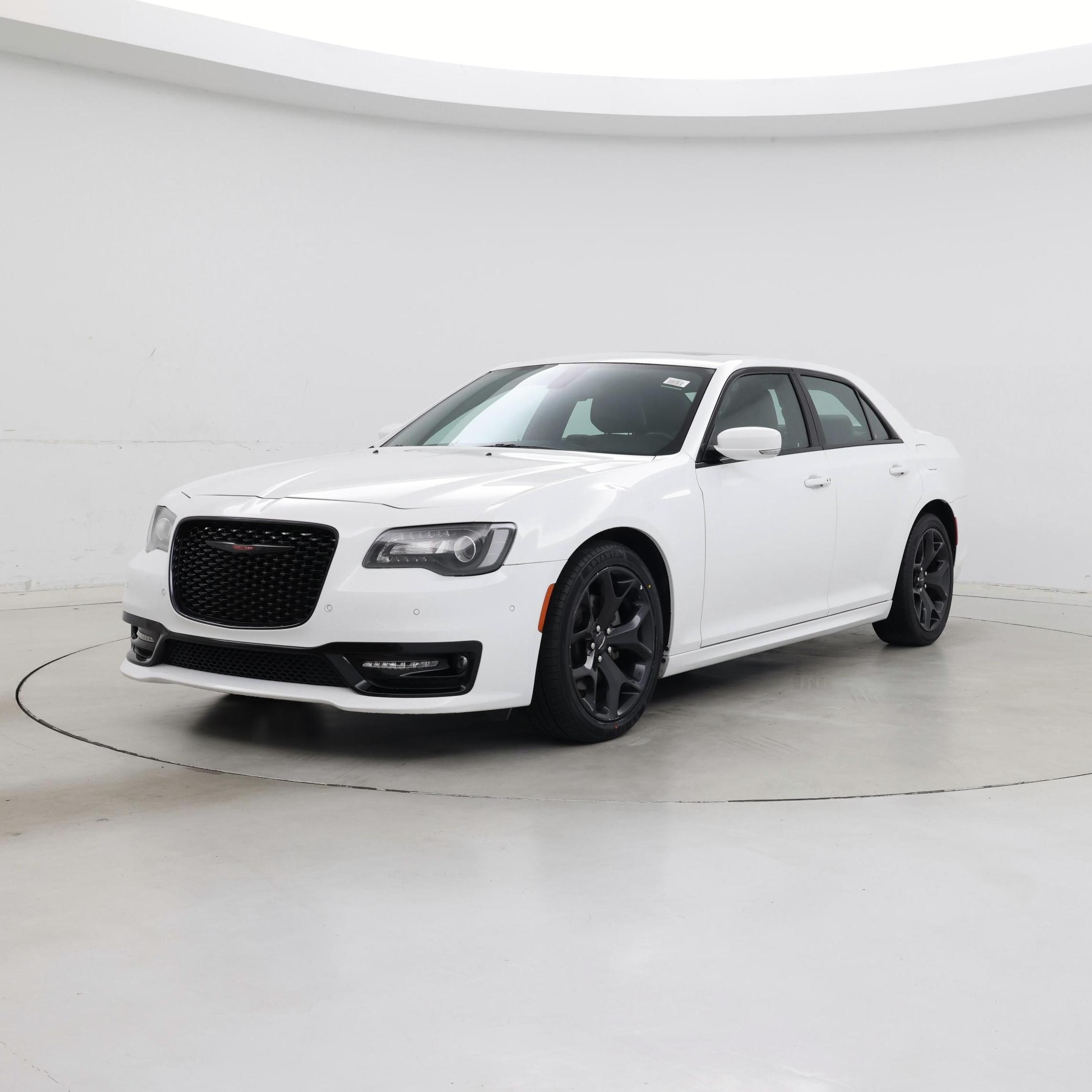 Thumbnail: 2022 Chrysler 300 - 4