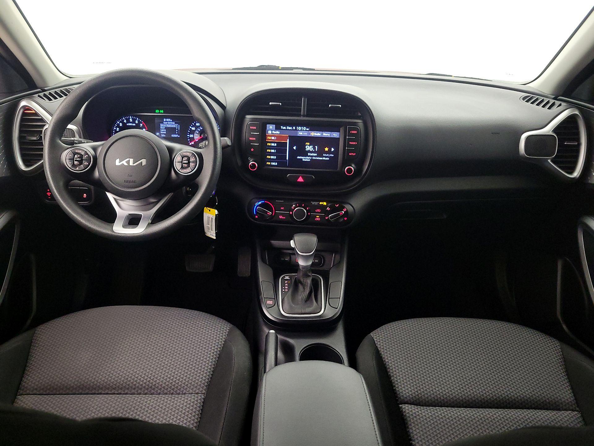 Thumbnail: 2022 Kia Soul - 9