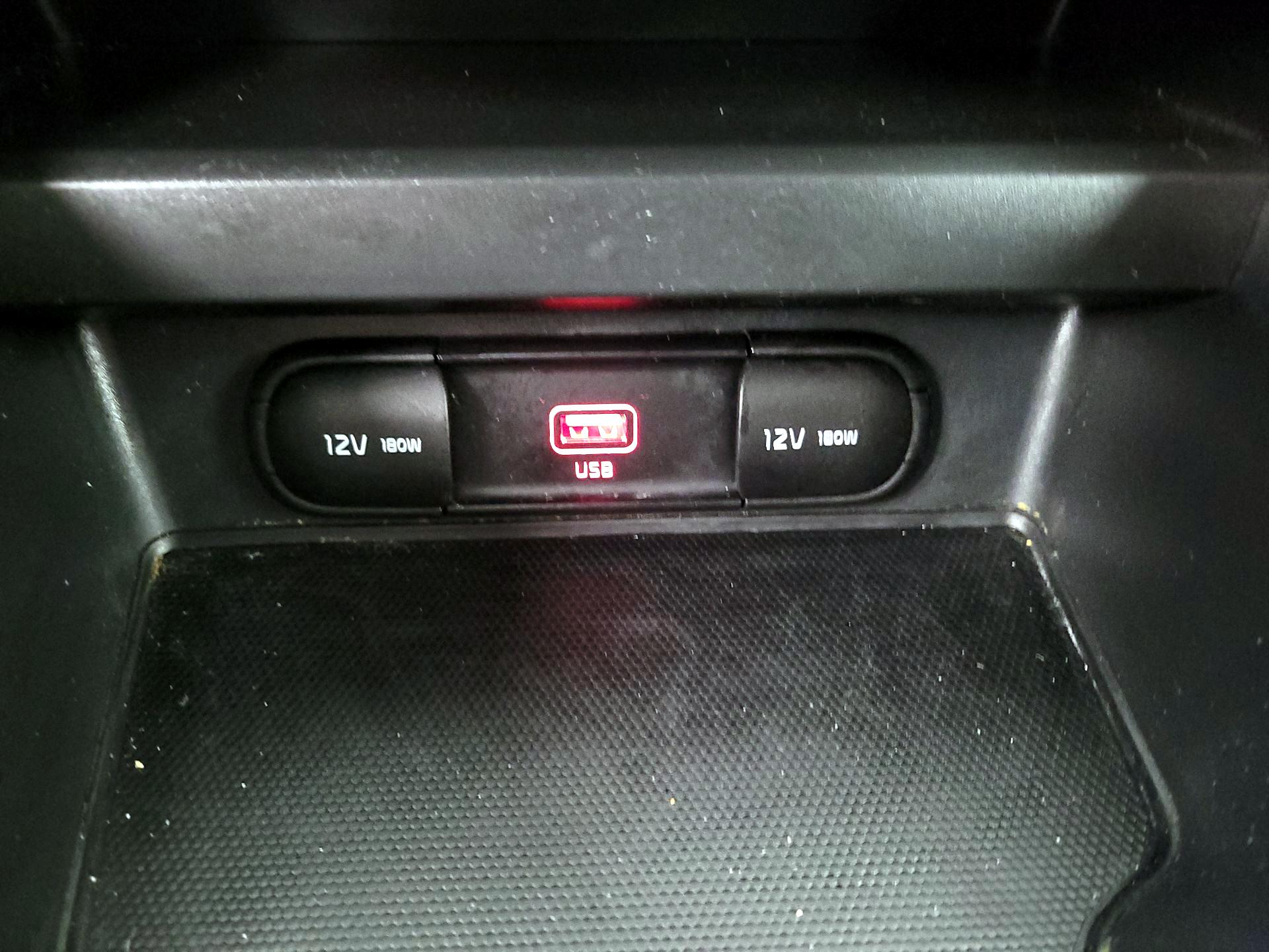 Thumbnail: 2022 Kia Soul - 18